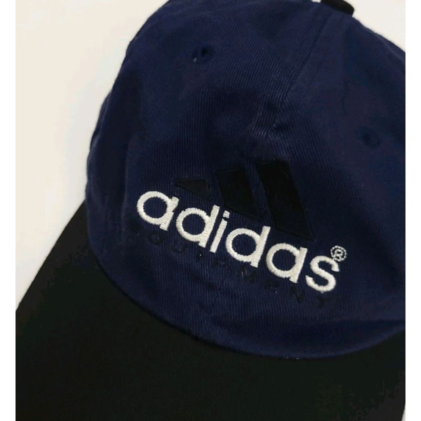 Adidas VINTAGE Adidas Equipment Hat Navy Black USA Cotton Baseball Cap Mens Adjustable Blue 90s Rare Embroidery 2 Tone Size ONE SIZE - 2 Thumbnail