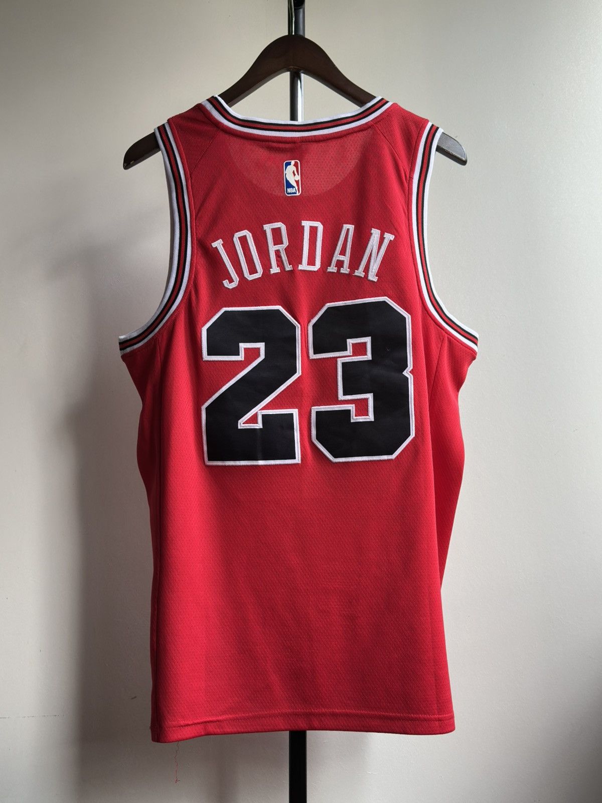 Nike Nike NBA Michael Jordan #23 Chicago Bulls Jersey Size US M / EU 48-50 / 2 - 2 Thumbnail