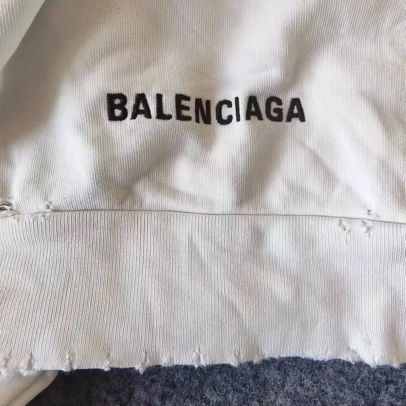 Balenciaga Balenciaga solid letter embroidered hoodie Size US S / EU 44-46 / 1 - 5 Thumbnail