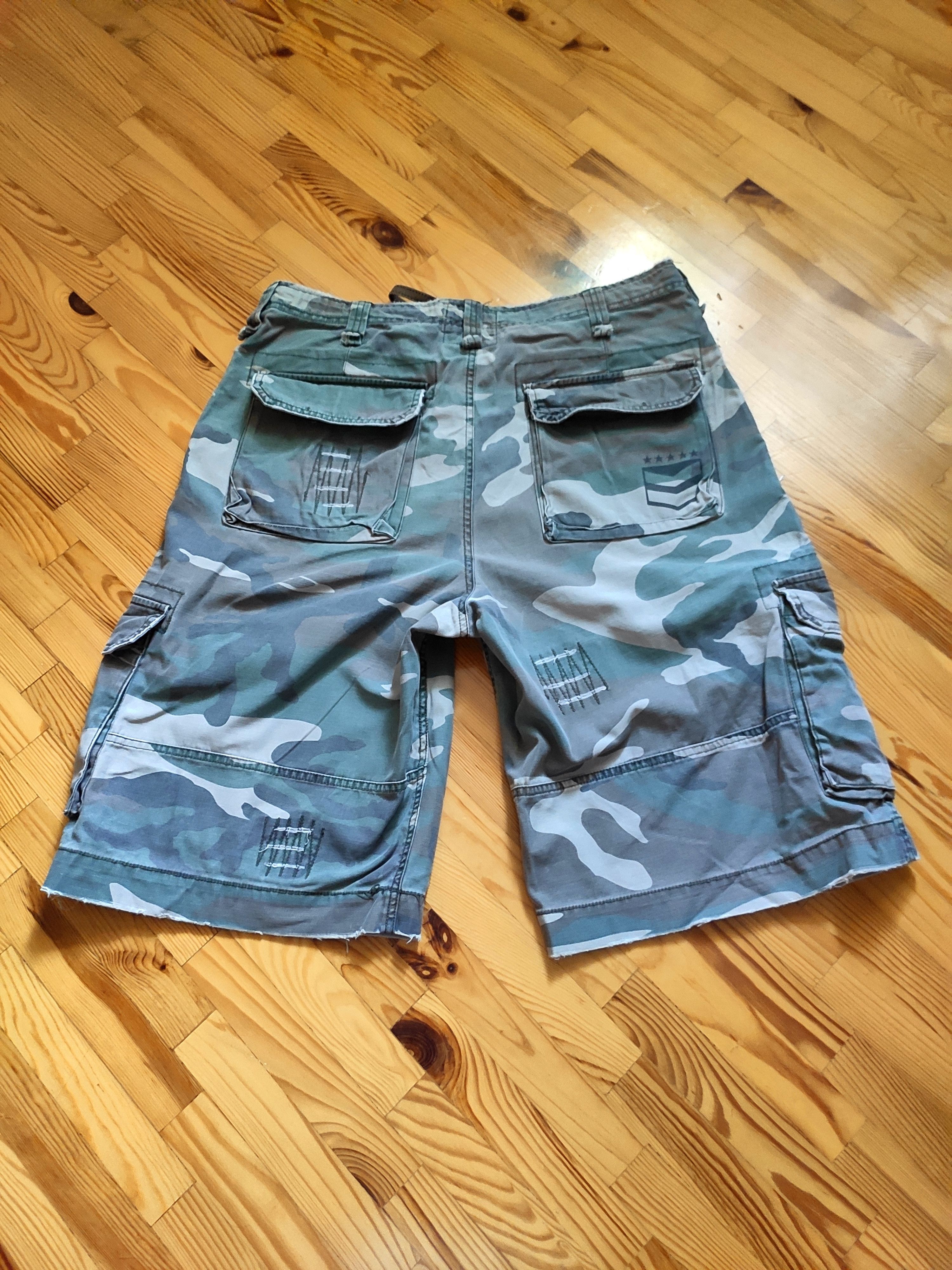 JNCO × Japanese Brand × Realtree realtree cargo camo shorts W32 L green military gorpocore Size US 34 / EU 50 - 4 Thumbnail
