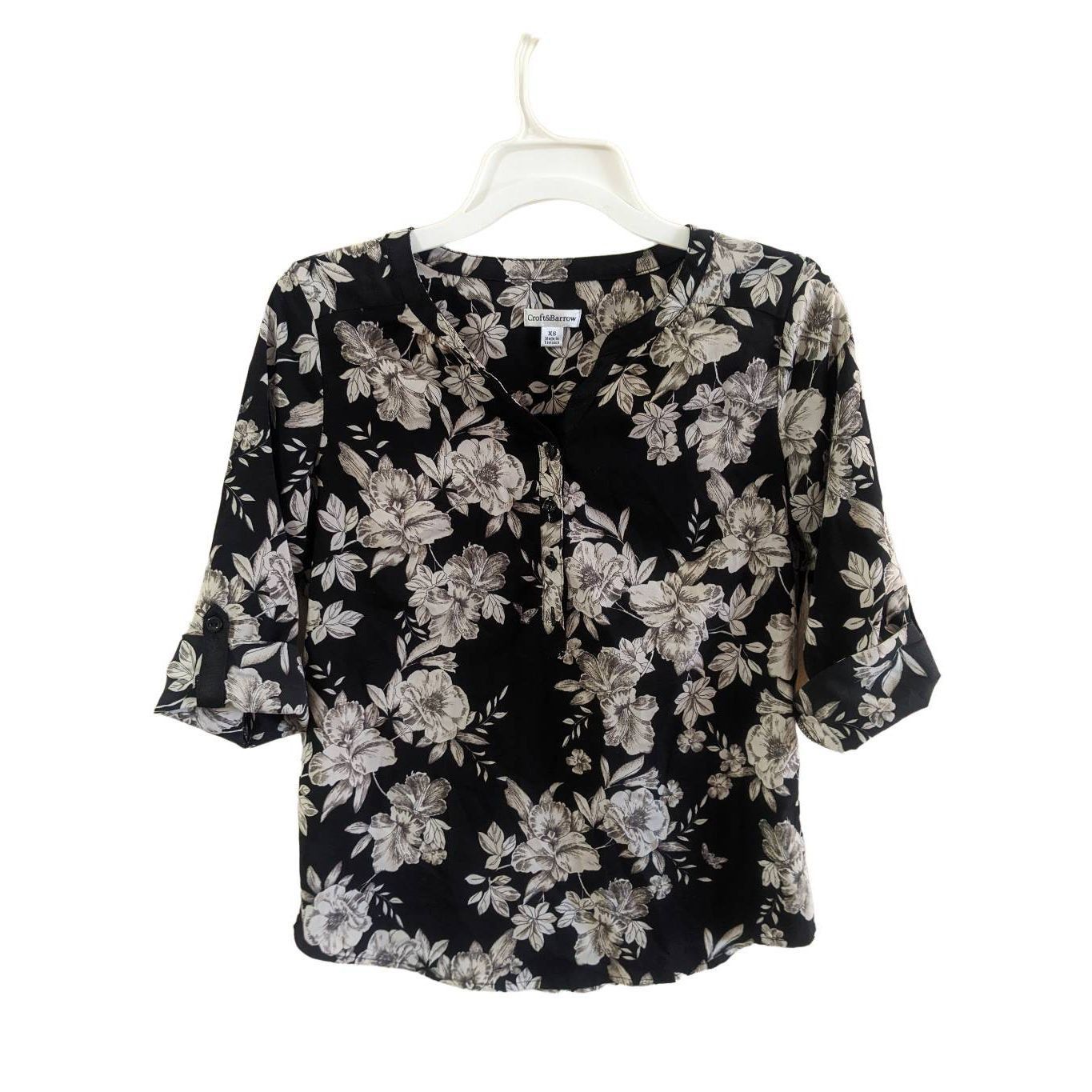 Croft & Barrow Croft & Barrow Black and White Floral 3/4 Button Front ...