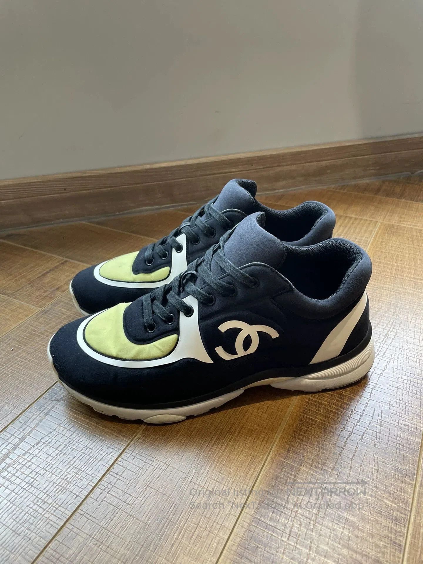 Chanel Chanel Low. Size US 9 / EU 42 - 1 Thumbnail