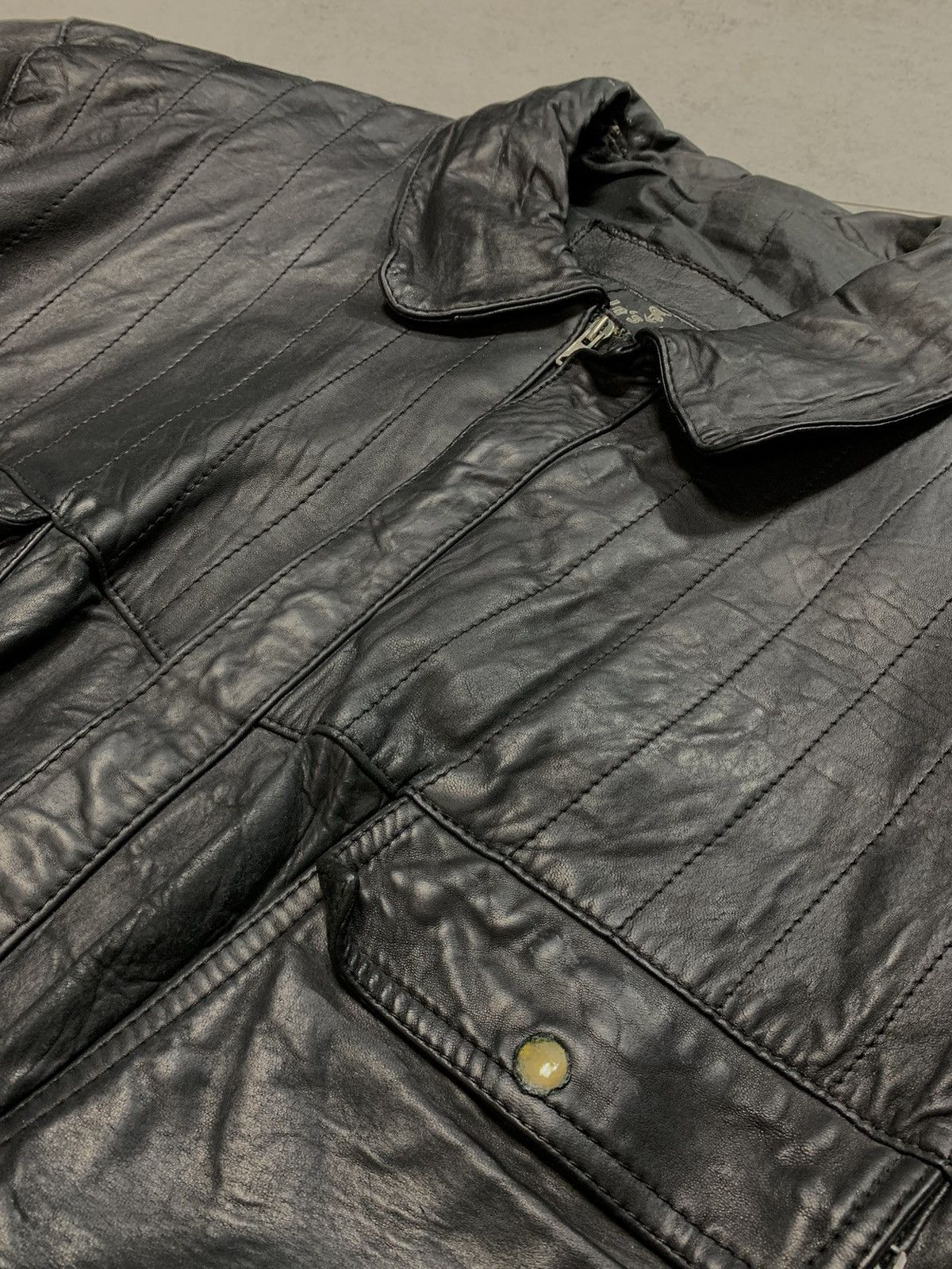 Vintage 90s Vintage Black Distressed faded Leather Bomber jacket Size US L / EU 52-54 / 3 - 4 Thumbnail