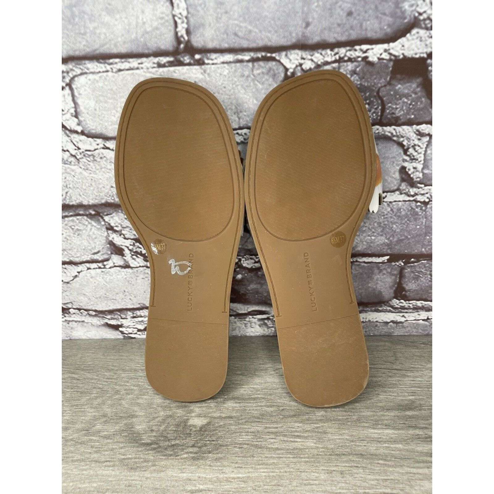 Lucky Brand Lucky Brand Floral Daisy Quiet Luxury Beach Slides Sandals W Size US 6.5 / IT 36.5 - 8 Thumbnail