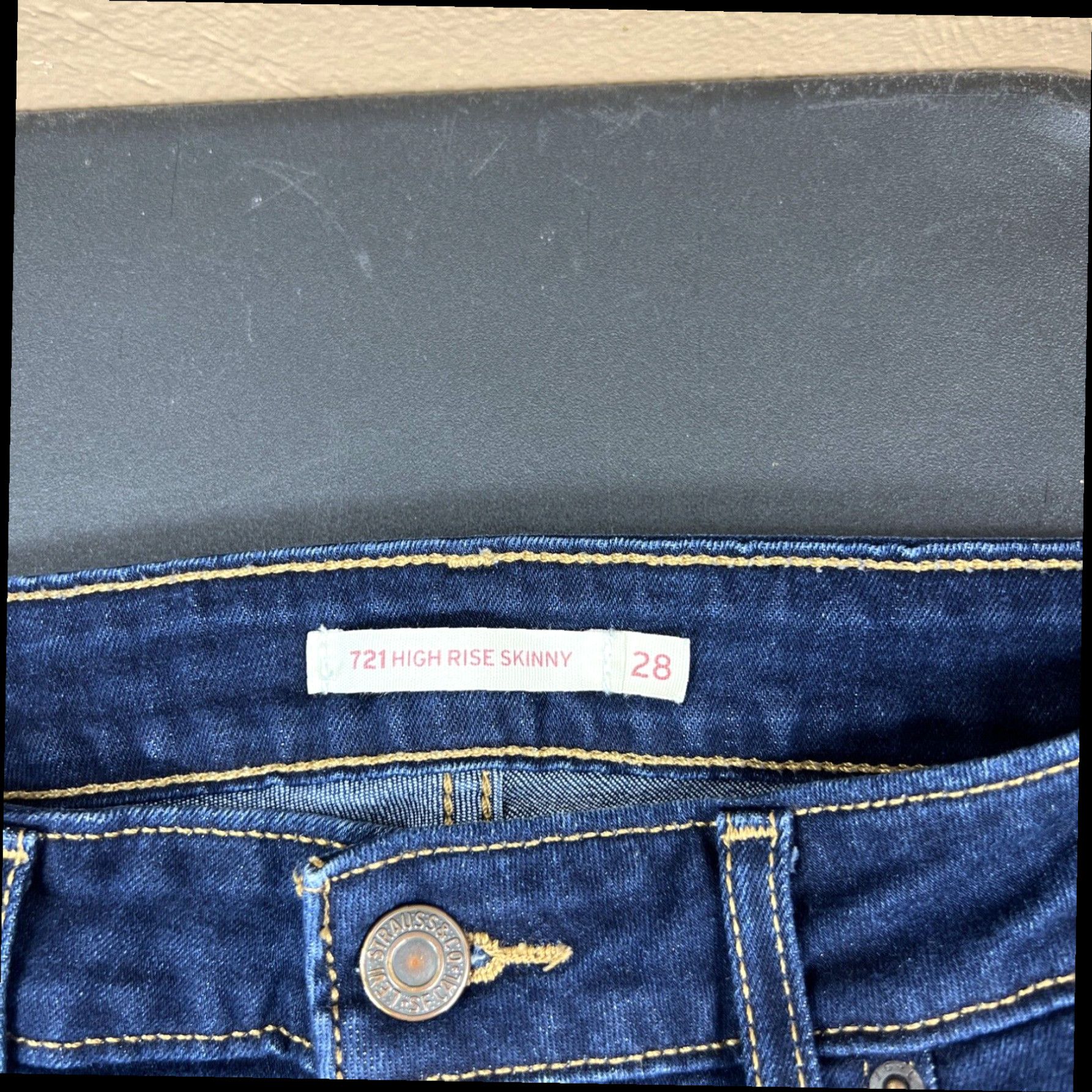 Levi's Levi's 721 High Rise Skinny Jeans Womens 28 Blue Cotton Stretch Blend 27x28 Size 28" / US 6 / IT 42 - 4 Thumbnail