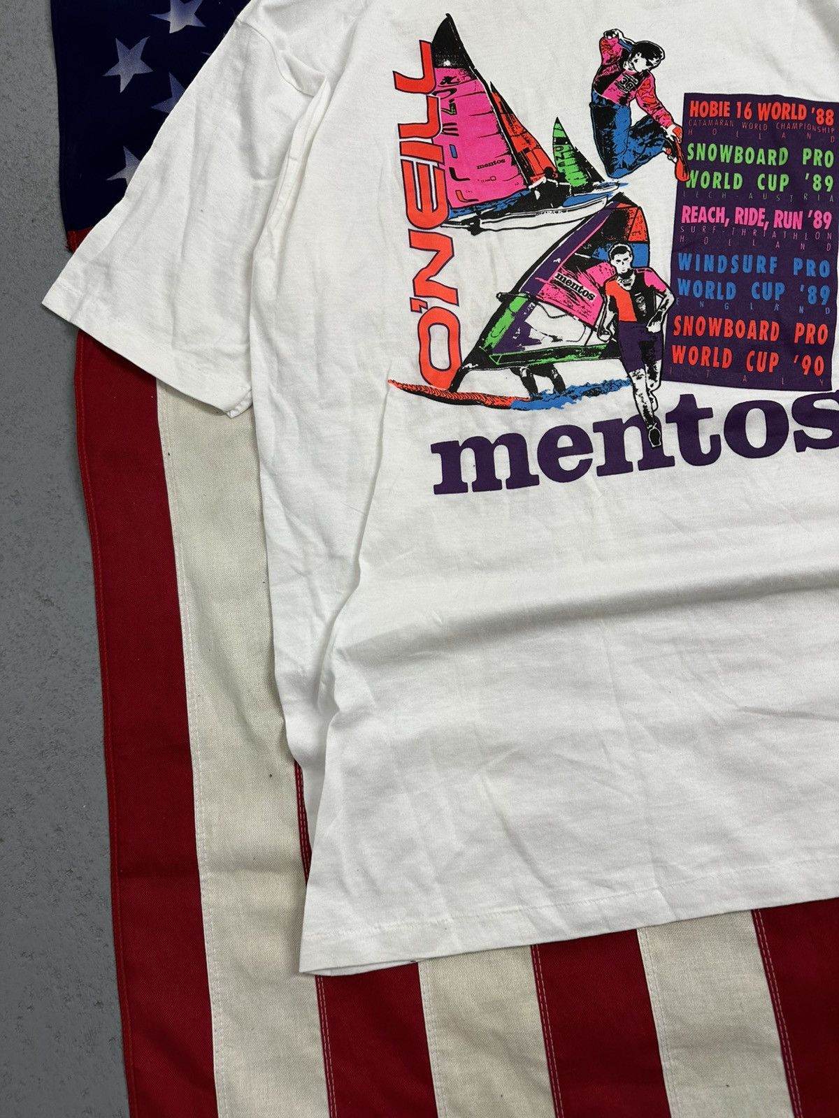 O'Neill Vintage O'Neill x mentos big logo t-shirt Size US XL / EU 56 / 4 - 5 Thumbnail