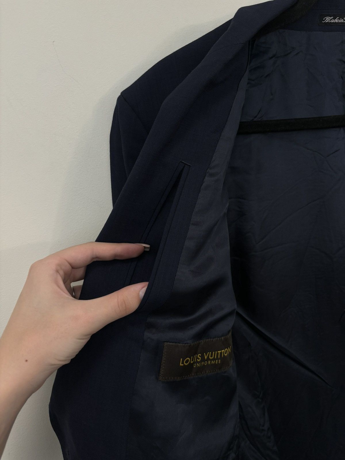 Louis Vuitton Louis Vuitton Uniform Navy Classic Luxury Wool Blazer Size 40R - 9 Thumbnail