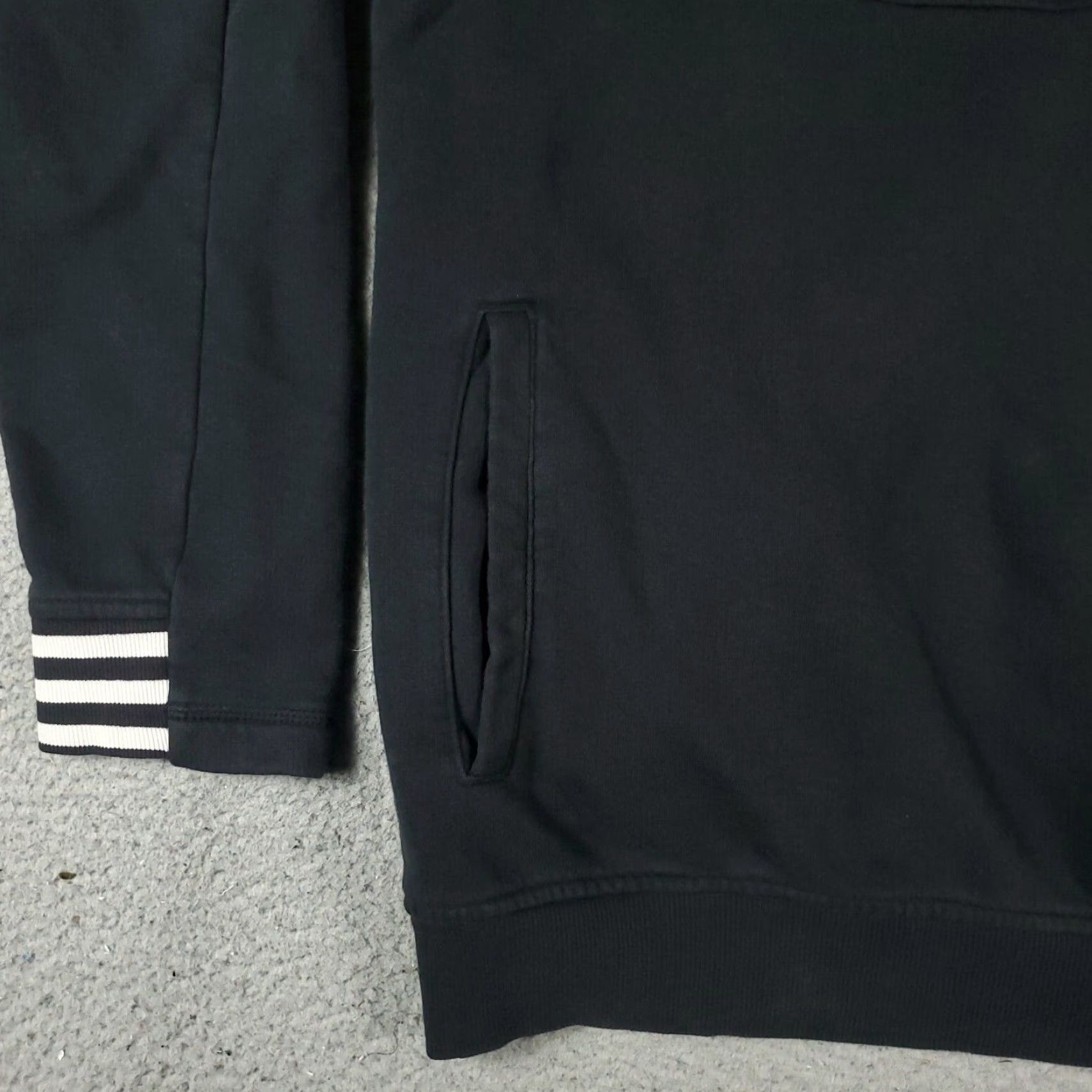 Adidas Adidas Sweater Mens XL Black 1/4 Zip Pullover Knit Mock Neck Long Sleeve Sports Casual Business Workwear Modern Classic Mens Size US XL / EU 56 / 4 - 3 Thumbnail