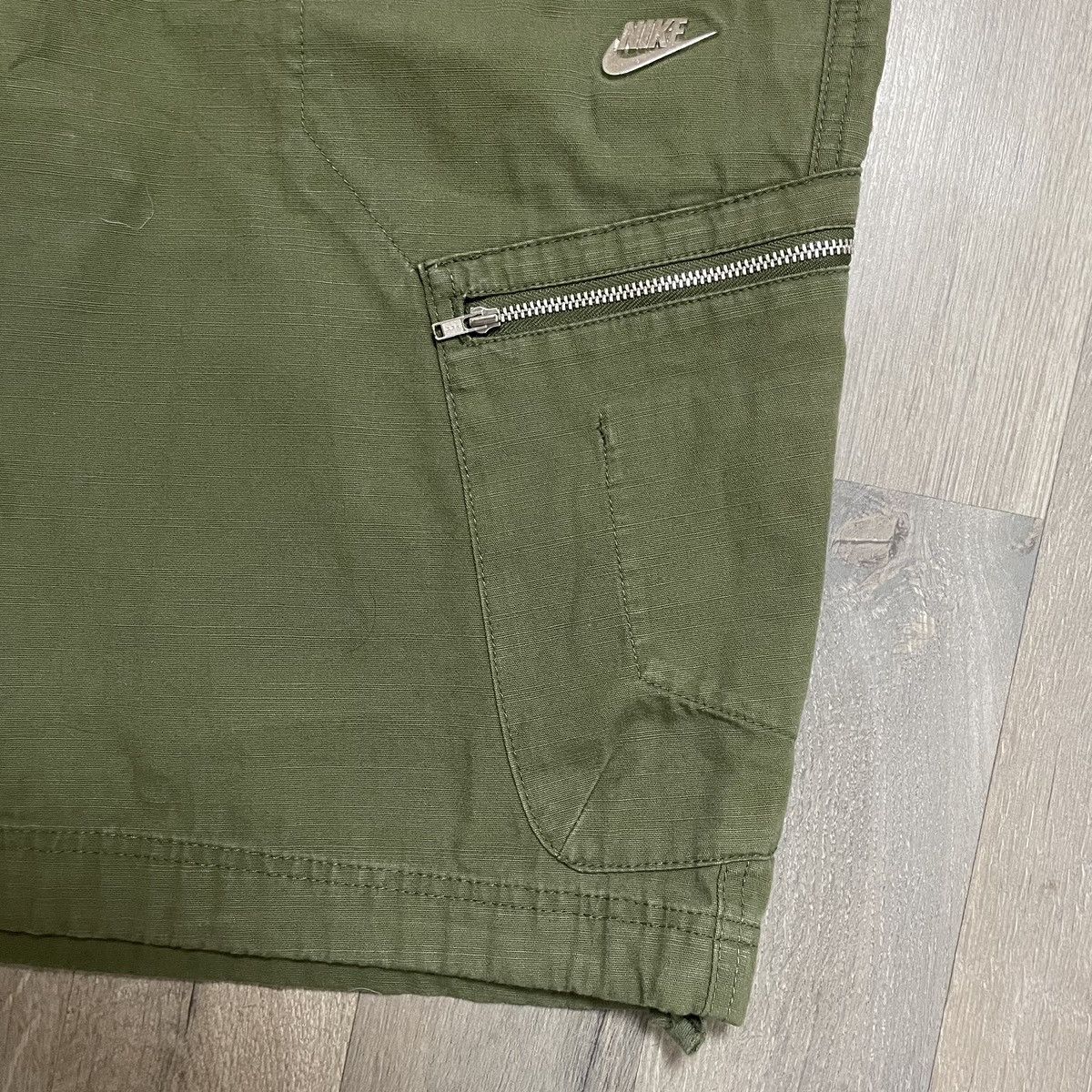 Nike Vintage Nike Multi cargo pants Size US 34 / EU 50 - 5 Thumbnail