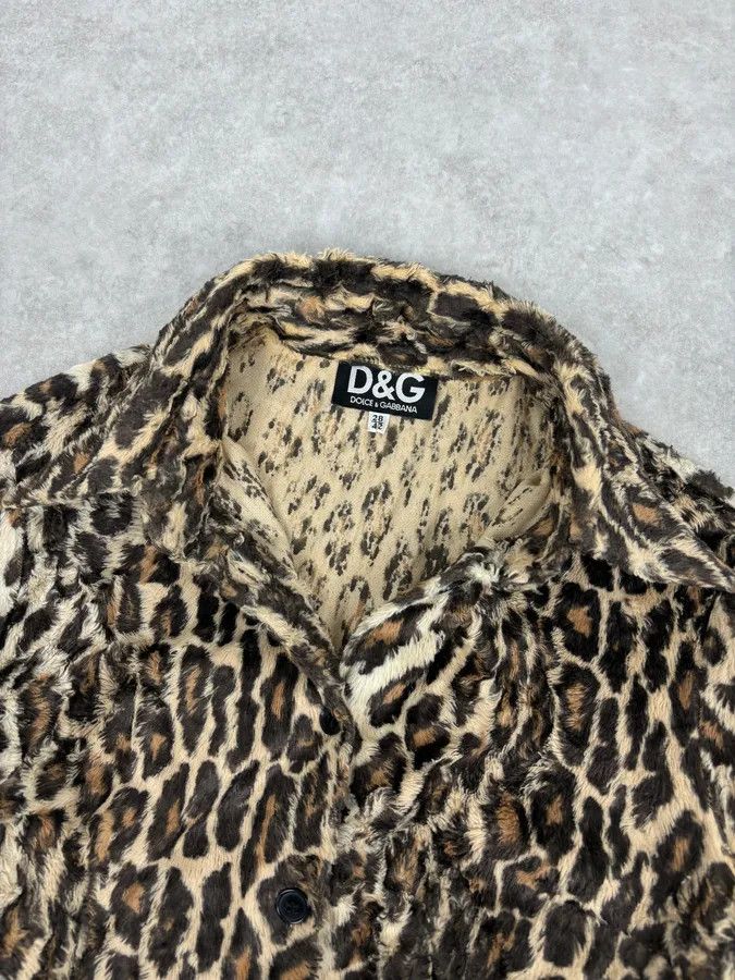 Dolce & Gabbana 2000s Dolce & Gabbana Beige Faux Fur Leopard Shirt Size S / US 4 / IT 40 - 4 Thumbnail