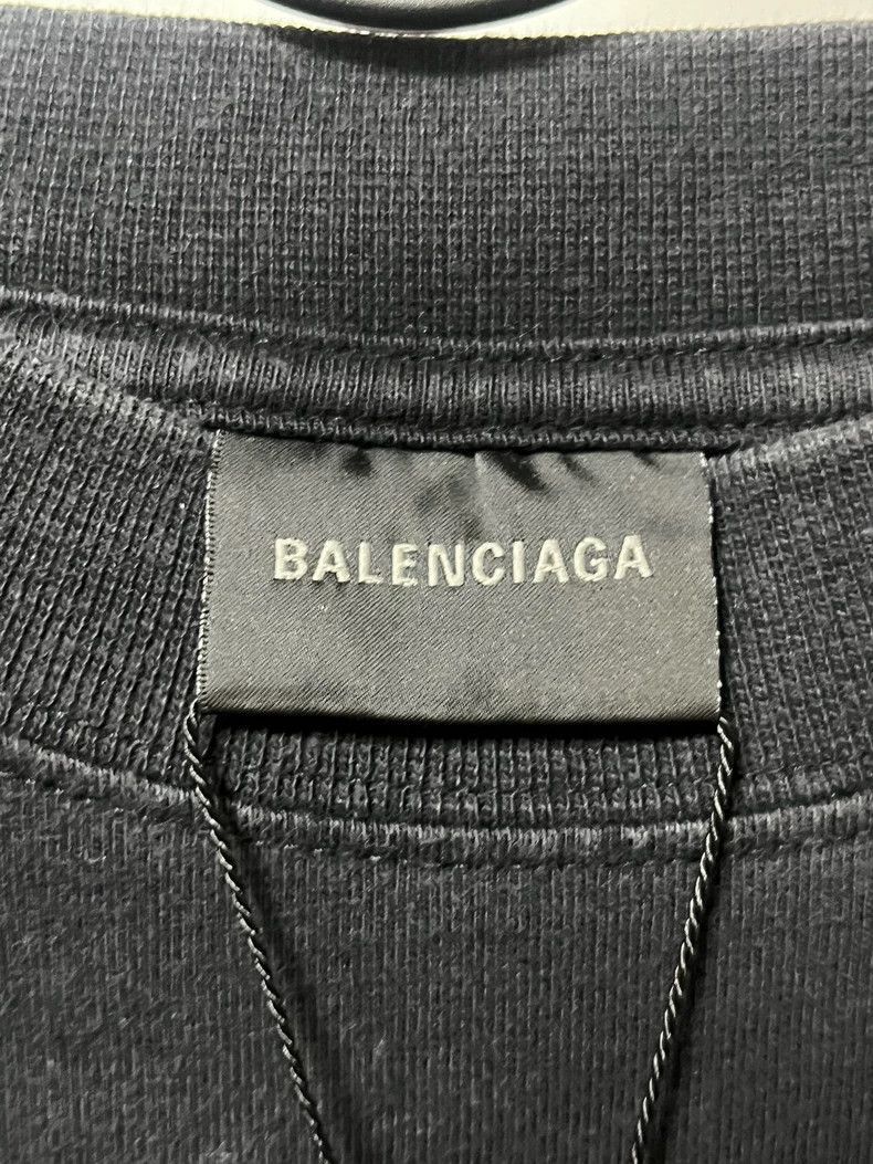 Balenciaga Balenciaga SS24 x New Year Black the Year of the Loong Limi Size US S / EU 44-46 / 1 - 5 Thumbnail