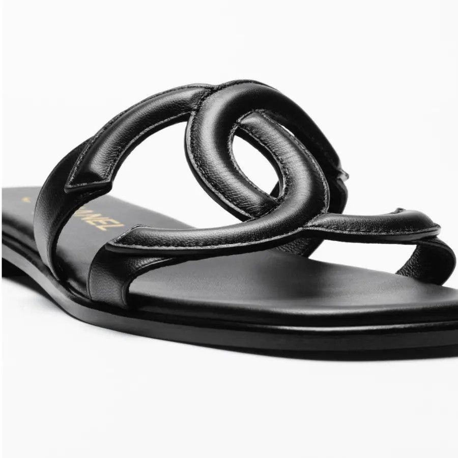 Chanel os11x0526 Vintage CC Slide Sandals in Black Size US 10 / IT 40 - 3 Thumbnail