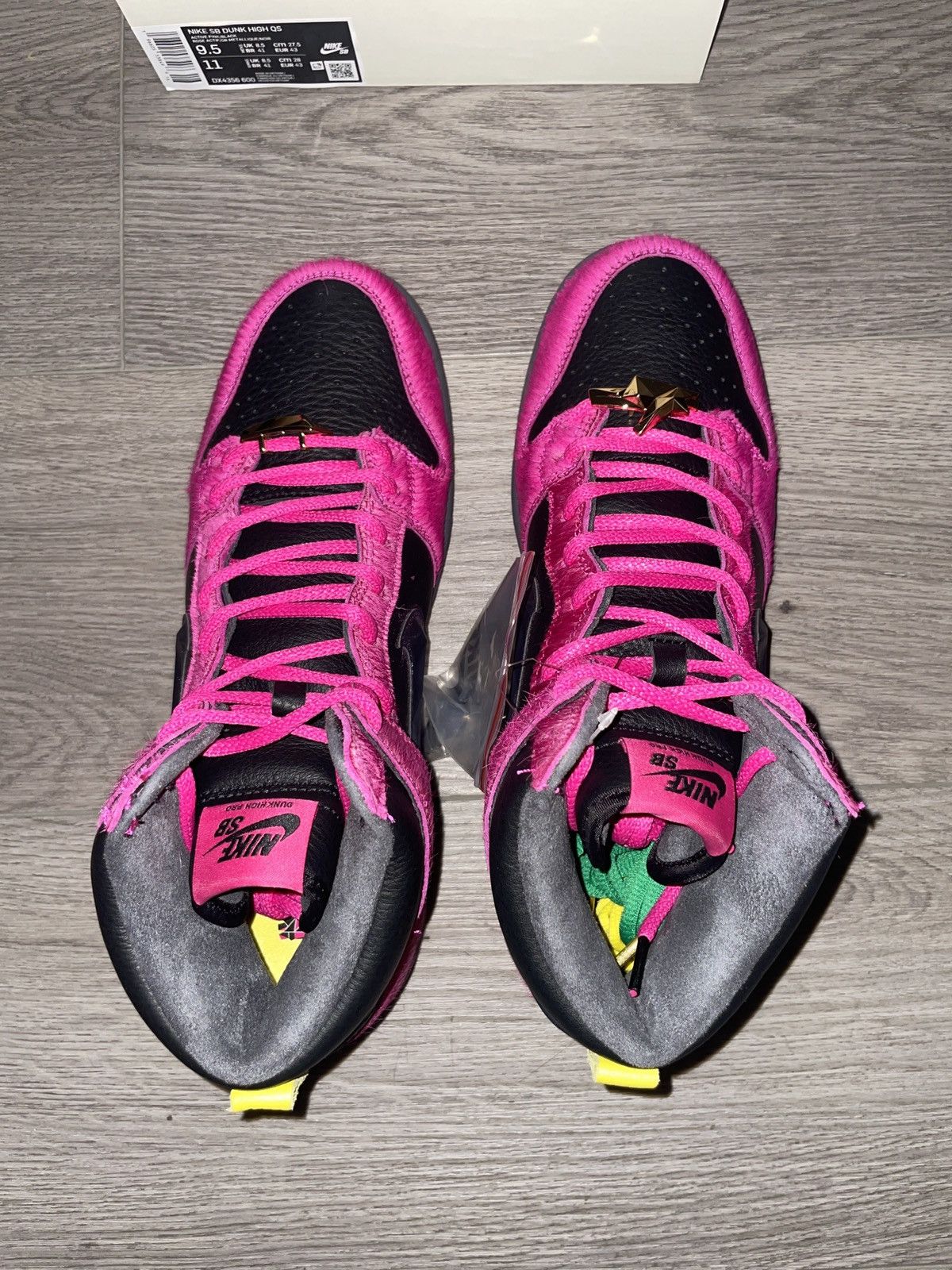 Nike SB Nike SB Run The Jewels Size US 9.5 / EU 42-43 - 2 Thumbnail
