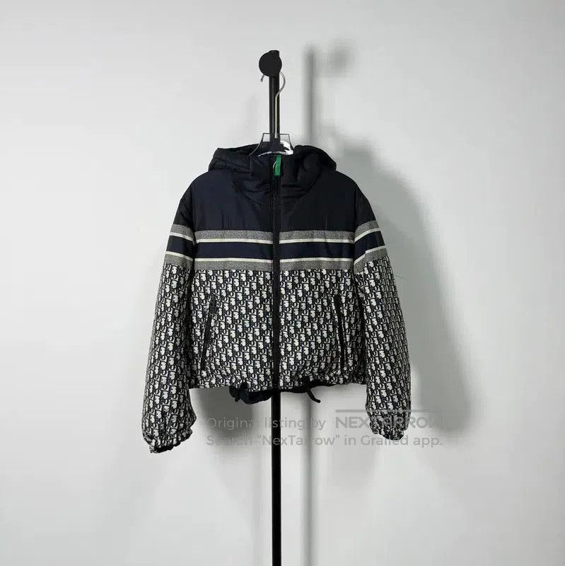 Dior Dior Colorblocked Cotton Puffer Jacket for Women . Size XS / US 0-2 / IT 36-38 - 1 Thumbnail