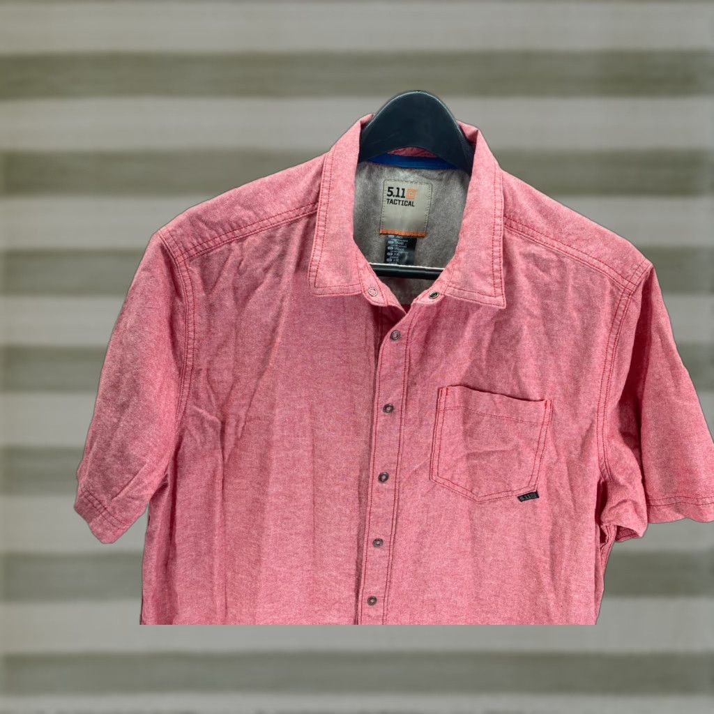 Vintage 5.11 Tactical Shirt Mens L Pink Pearl Snap Front Short Sleeve Pocket Logo Modern Mens L Pink Pearl Snap Front Short Sleeve Pocket Logo Modern Size US L / EU 52-54 / 3 - 1 Thumbnail