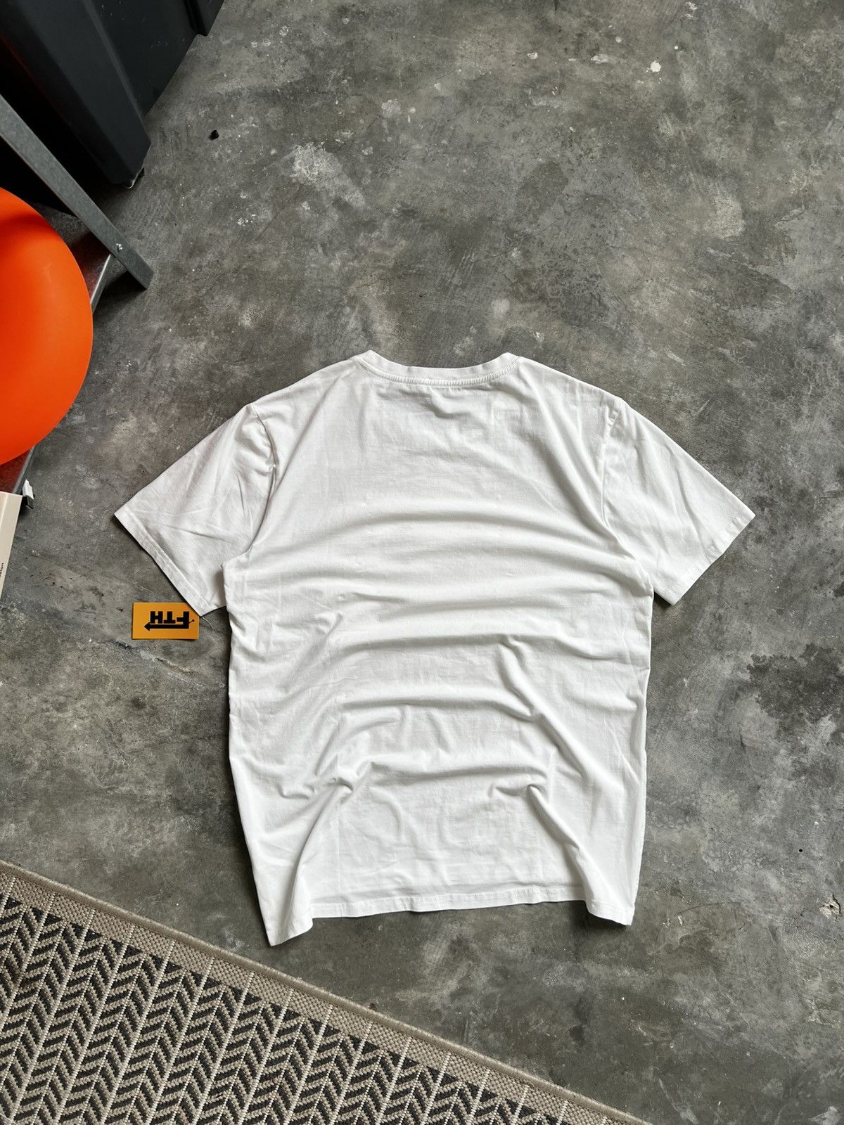 Fendi Fendi Friends Tshirt Size US M / EU 48-50 / 2 - 10 Thumbnail