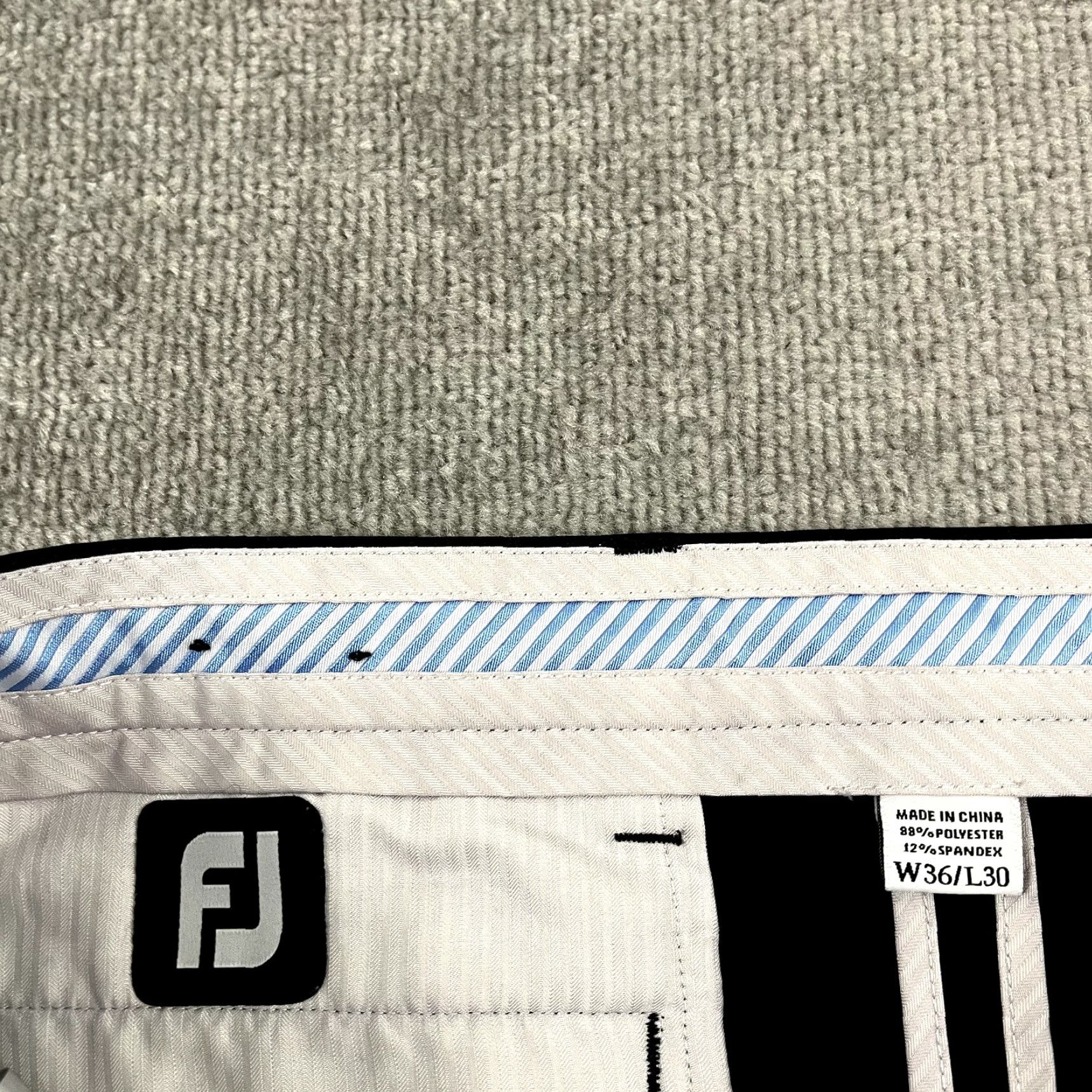 Footjoy FootJoy Pants Mens 36 x 30 Straight Leg Black Chino Casual Pleated Sports Outdoor Regular Size US 36 / EU 52 - 2 Thumbnail