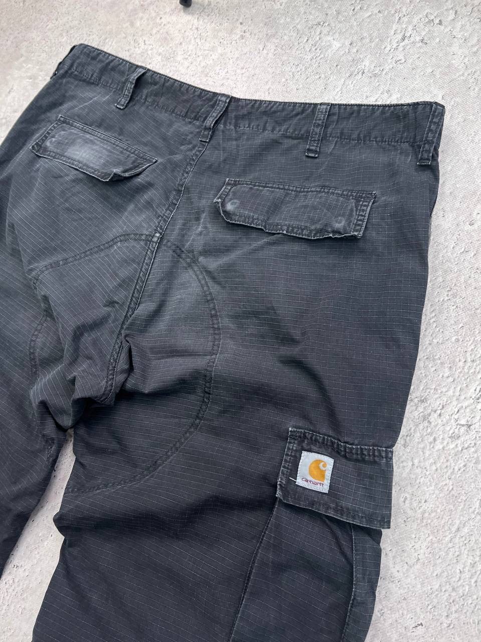 Carhartt × Carhartt Wip × Vintage Vintage Carhartt Cargo Pants Style Faded Distressed Sk8 Y2K Size US 38 / EU 54 - 14 Thumbnail