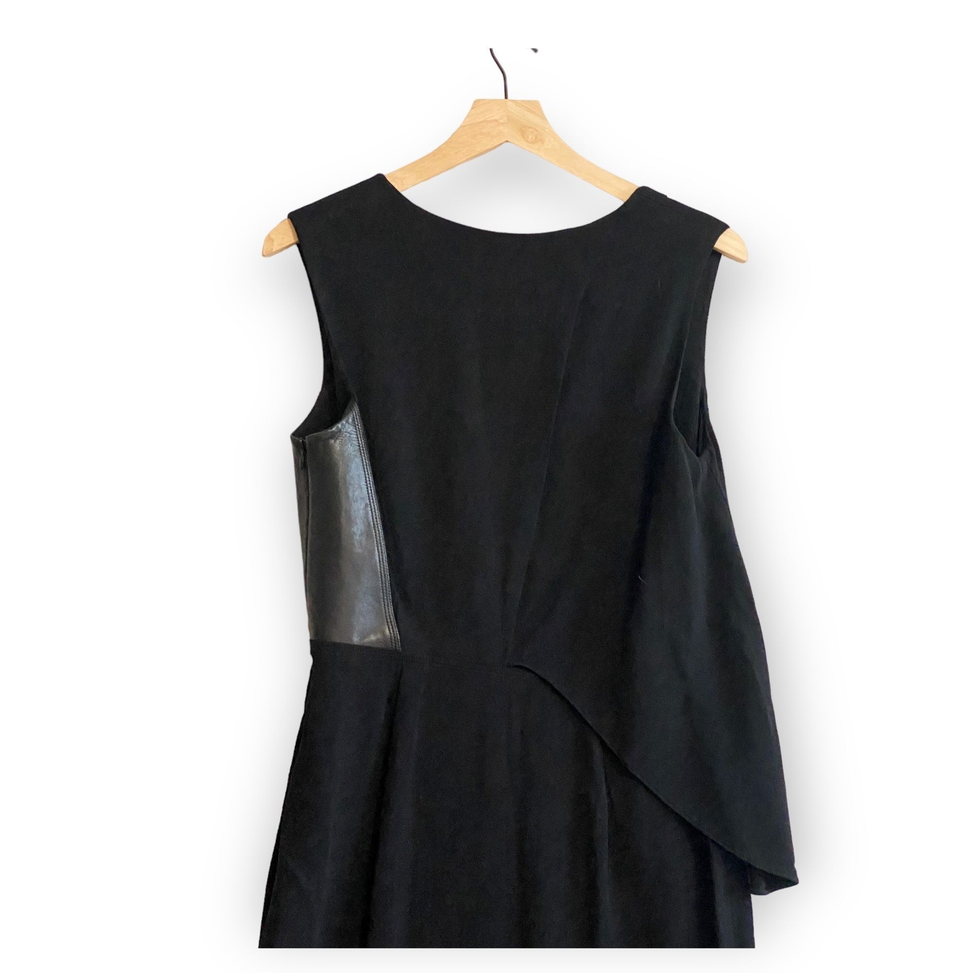 Alexander Wang Alexander Wang Black Sheath Dress with Leather trim, size 10 Size L / US 10 / IT 46 - 9 Thumbnail