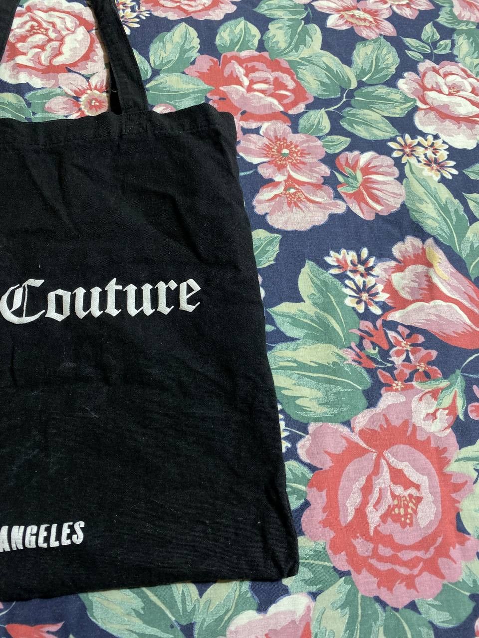 Juicy Couture Juicy Couture Pink Velour Daydreamer Bag Scottie Dog Shopper Size ONE SIZE - 9 Thumbnail