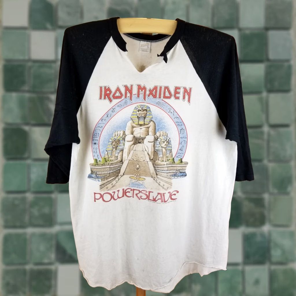 Vintage VINTAGE IRON MAIDEN POWERSLAVE WORLD SLAVERS ROUR T-SHIRT JERTSEY XLARGE WHITE/BLACK 90s Mens Size US XL / EU 56 / 4 - 1 Thumbnail