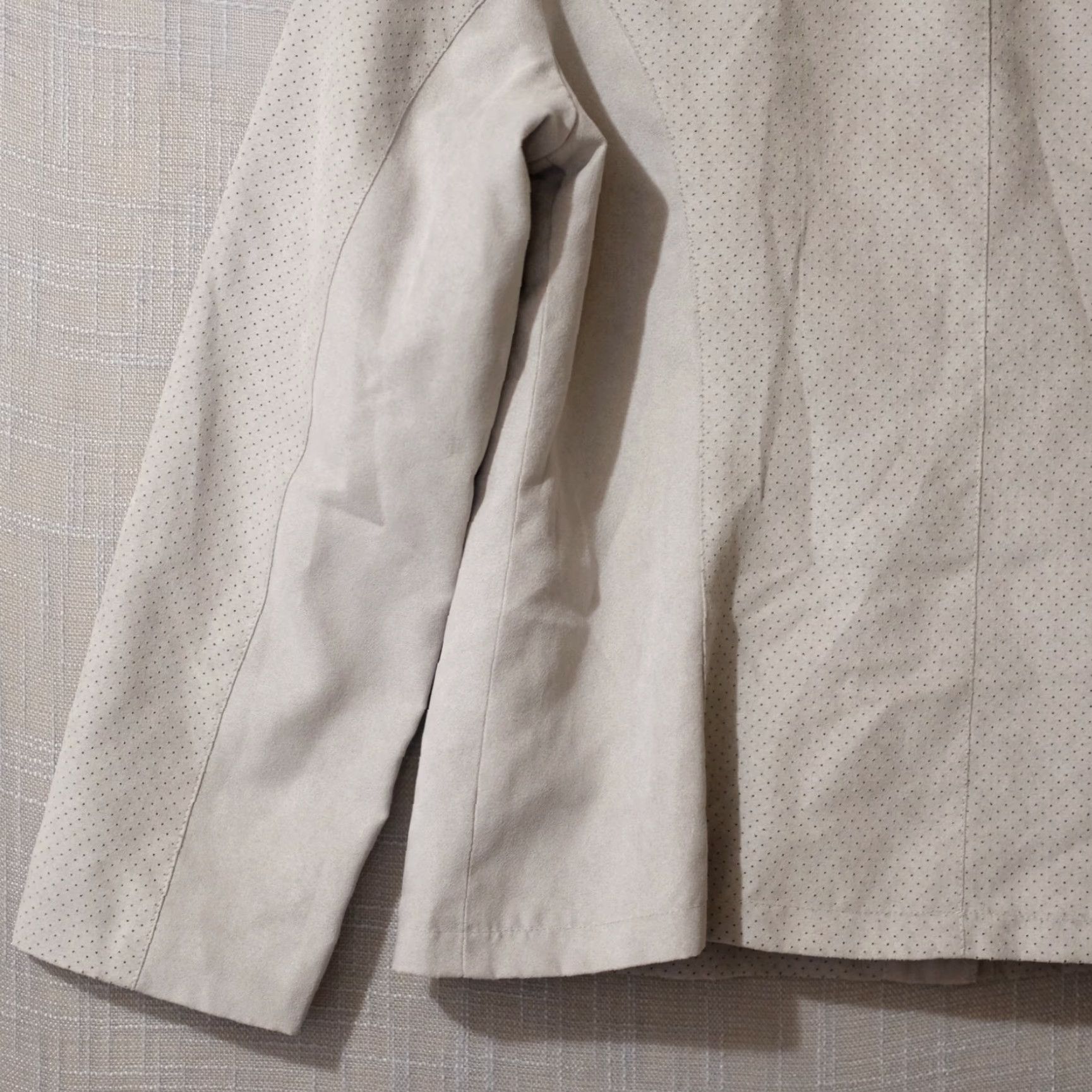 Liz Claiborne VINTAGE Liz Claiborne Faux Sueded Jacket Grey Lined Crew Neck Womens M Size M / US 6-8 / IT 42-44 - 7 Thumbnail