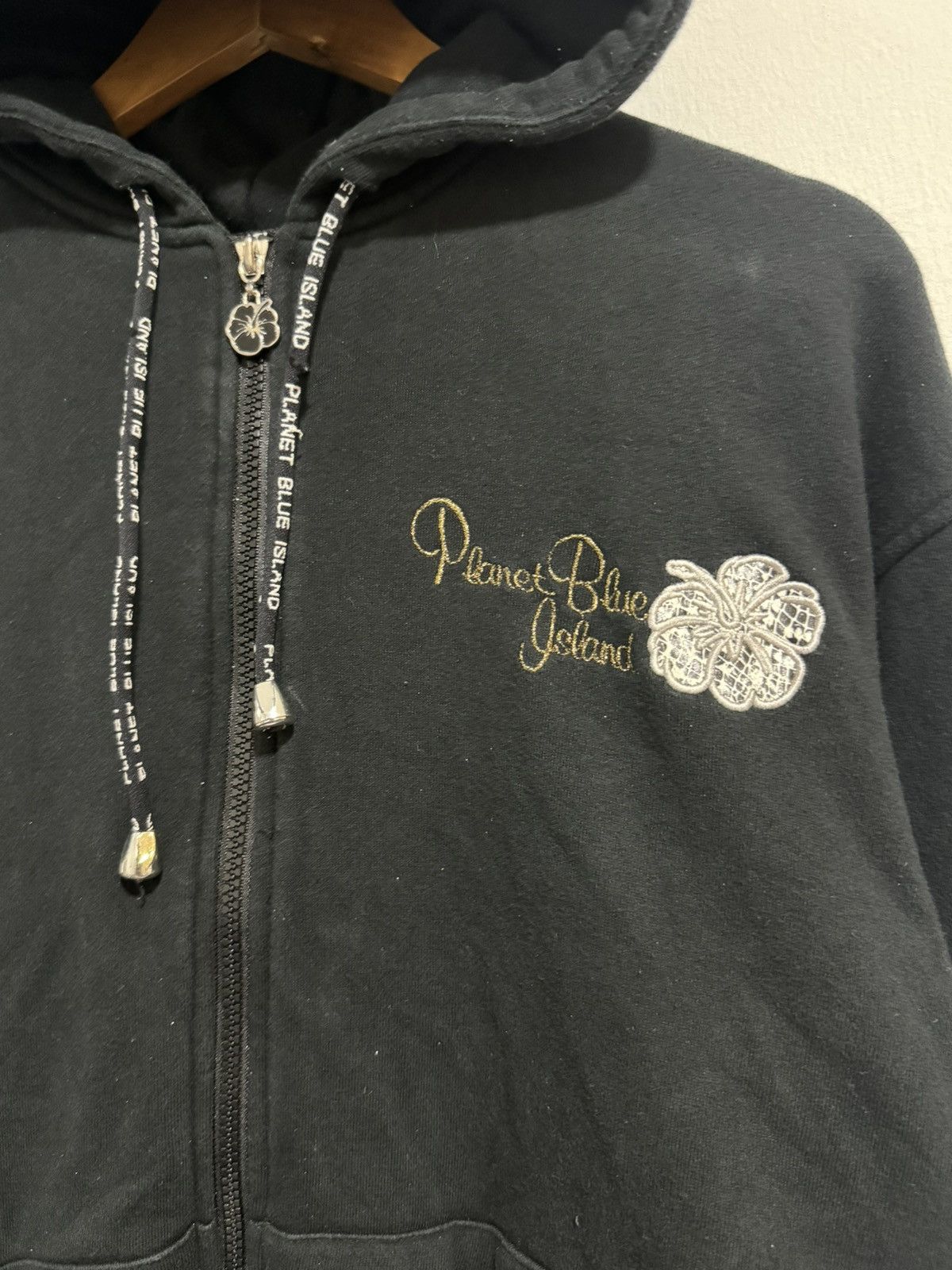 Japanese Brand × Vintage Vintage Planet Blue Island Hoodie Size US L / EU 52-54 / 3 - 5 Thumbnail