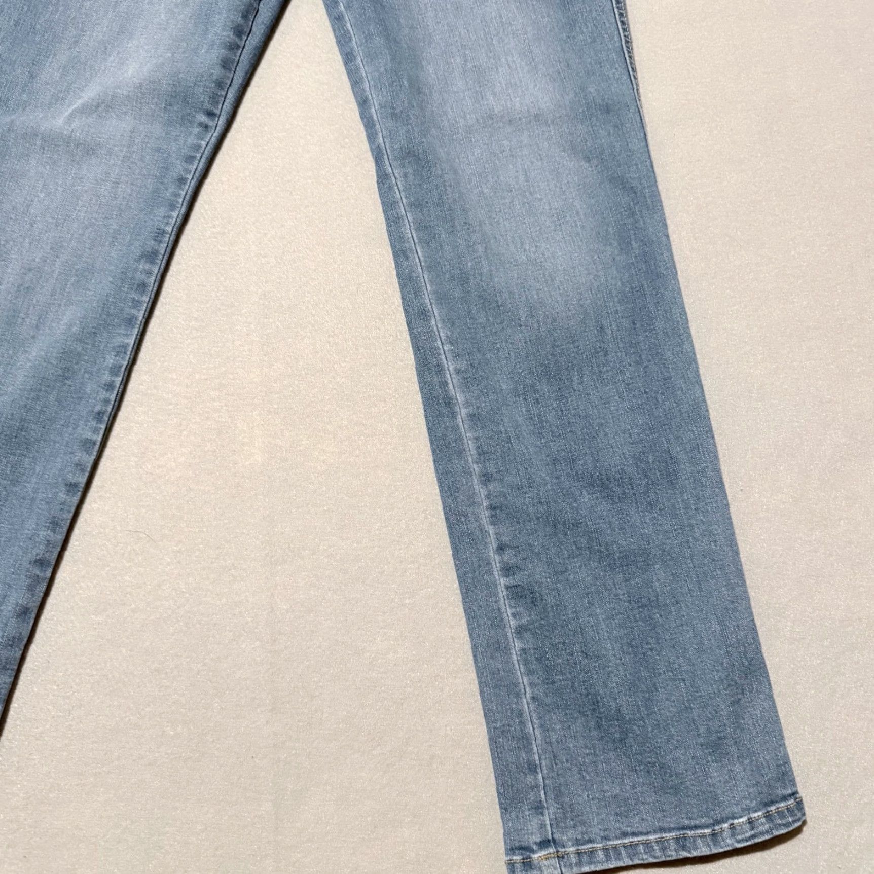 Gloria Vanderbilt Gloria Vanderbilt Shape Effect High-Rise Straight-Leg Jeans Women's Blue Denim Size 42" / US 20 - 7 Thumbnail