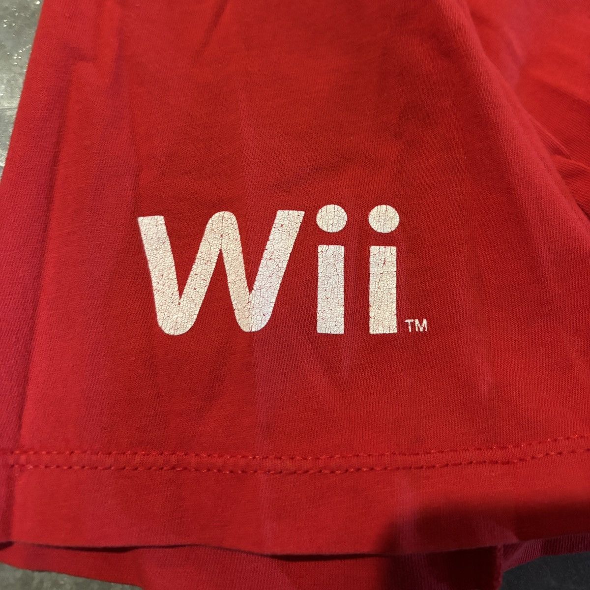 Nintendo New Super Mario Bros. Wii Tee Size US L / EU 52-54 / 3 - 3 Thumbnail