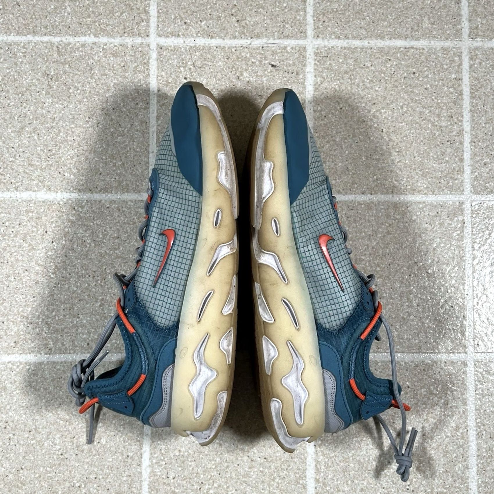 Nike Nike React Live Sneaker Blue 2021 Sz 12 CV1772-401 Mens Size US 12 / EU 45 - 7 Thumbnail