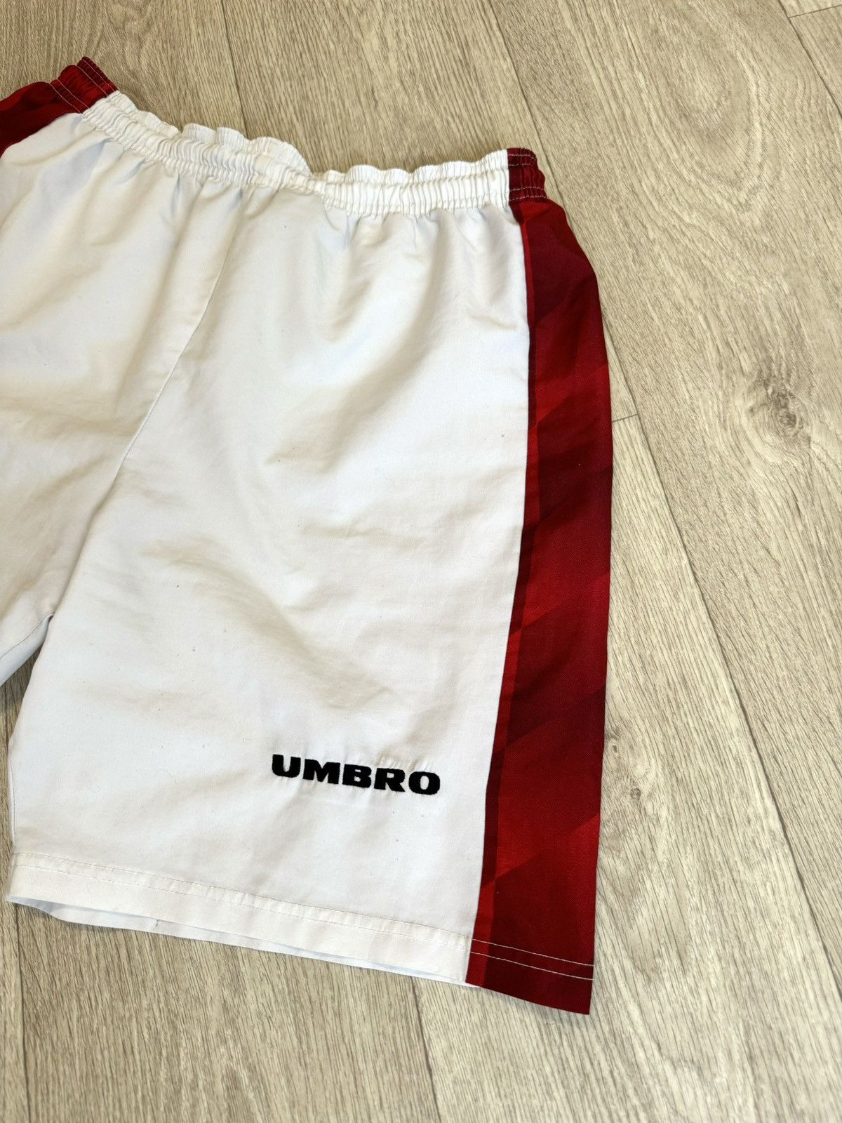 Umbro 🔷Vintage Umbro Manchester United Shorts 90s🔷 Size US 32 / EU 48 - 3 Thumbnail
