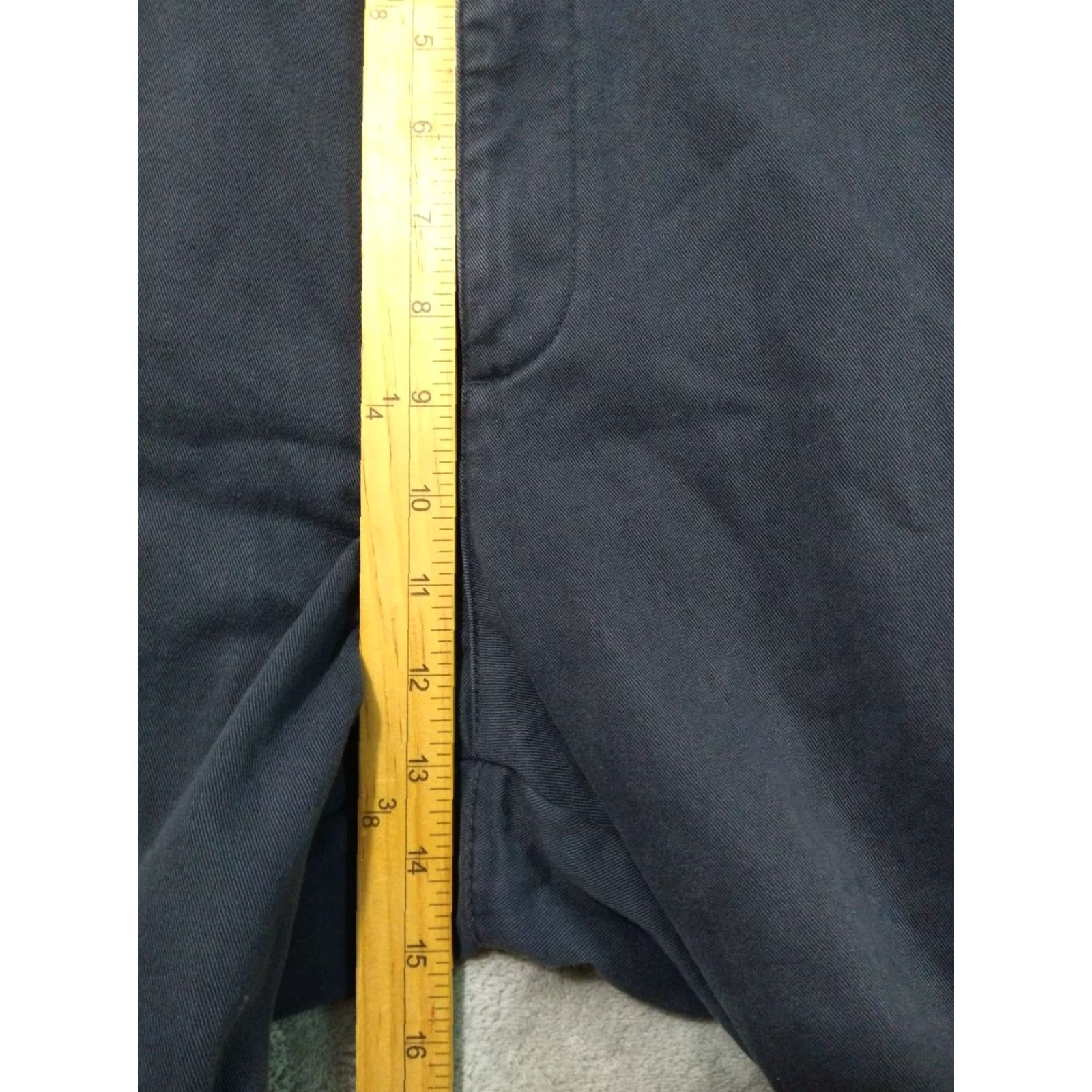 Vintage LL Bean Pants Mens 42x27 Gray Chino Flat Front Lined Tapered Pocket Slash 27 In Inseam 42 Waist Regular 100% Cotton Casual Travel Mens Size US 42 / EU 58 - 4 Thumbnail
