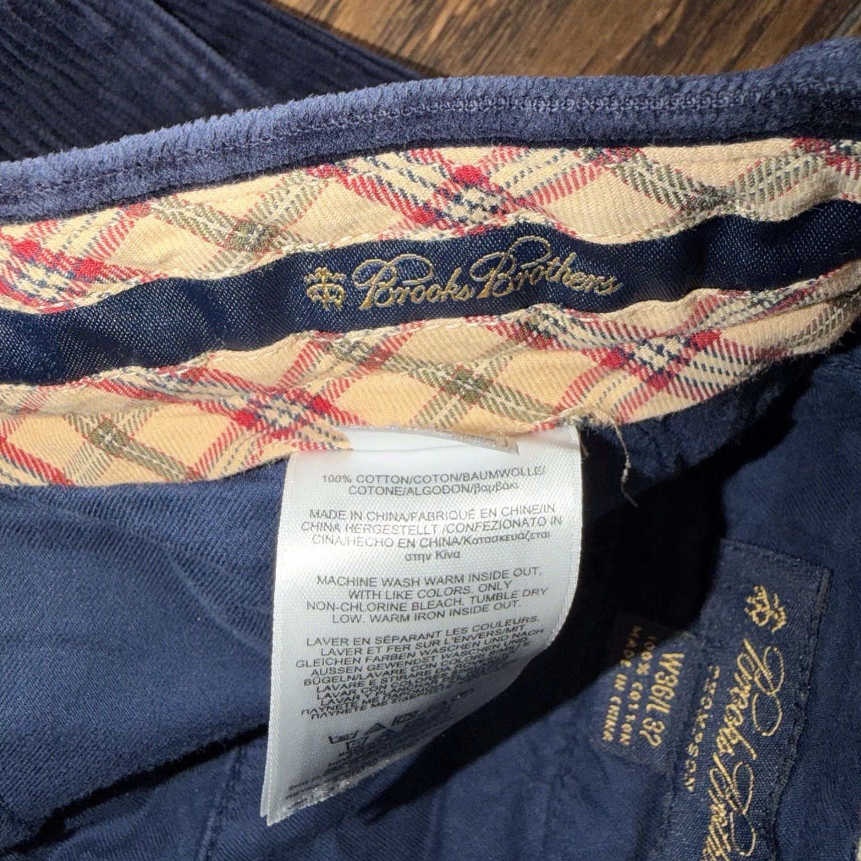 Brooks Brothers Brooks Brothers Thompson Navy Blue Corduroy Pleated Pants 36x32 Cotton Size US 36 / EU 52 - 6 Thumbnail