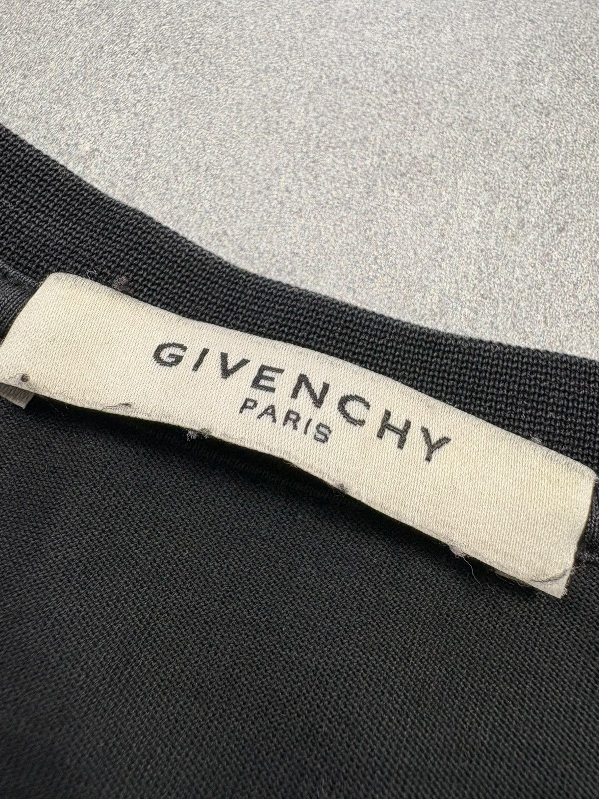 Givenchy Givenchy Oversized Sleeveless Pietà Print Top Black Rare Tee Size US XS / EU 42 / 0 - 17 Thumbnail