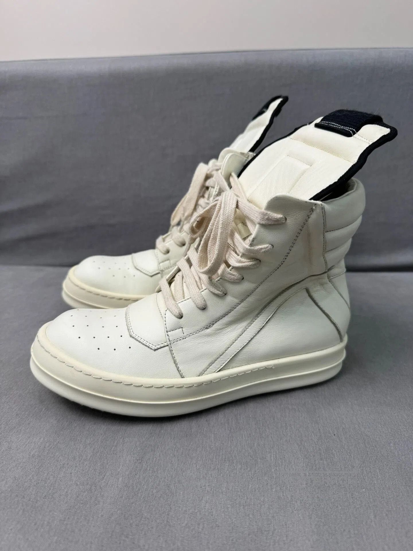 Rick Owens Rick Owens White High-Top Sneakers Size 36. Size US 6 / EU 39 - 1 Thumbnail
