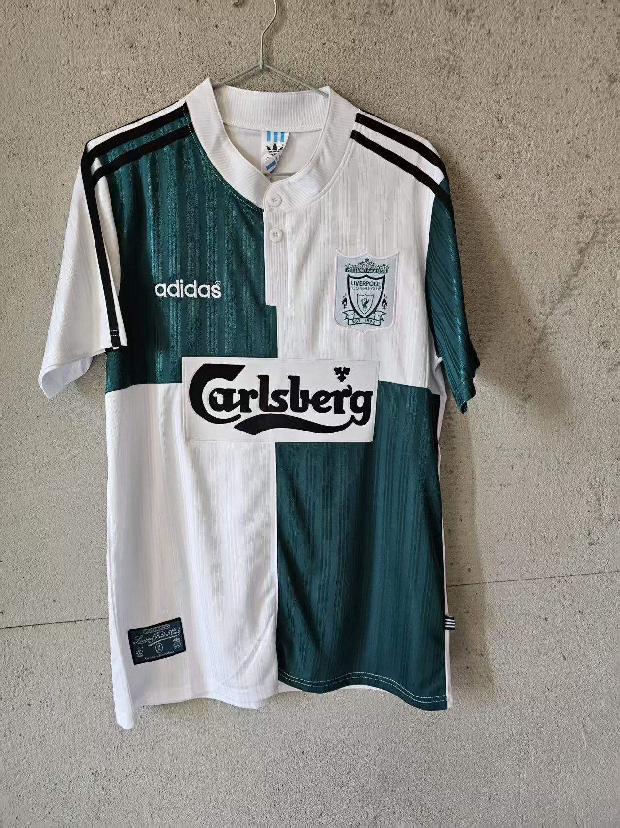 Other Vintage Liverpool Soccer Jersey Size US L / EU 52-54 / 3 - 1 Thumbnail