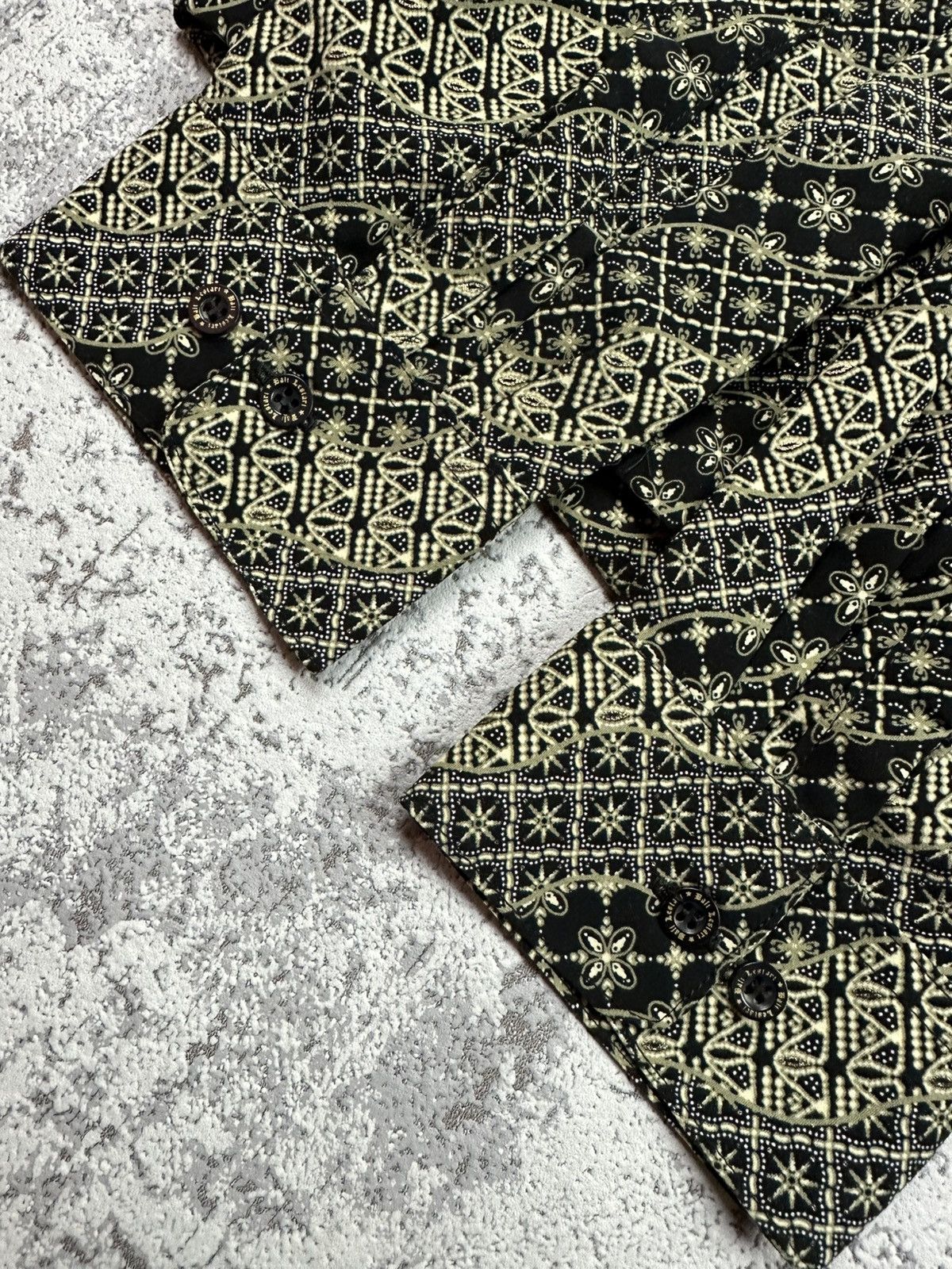 Designer Bali Lestari Ethnic Batik Shirt Vintage Indonesian Pattern Size US XL / EU 56 / 4 - 10 Thumbnail