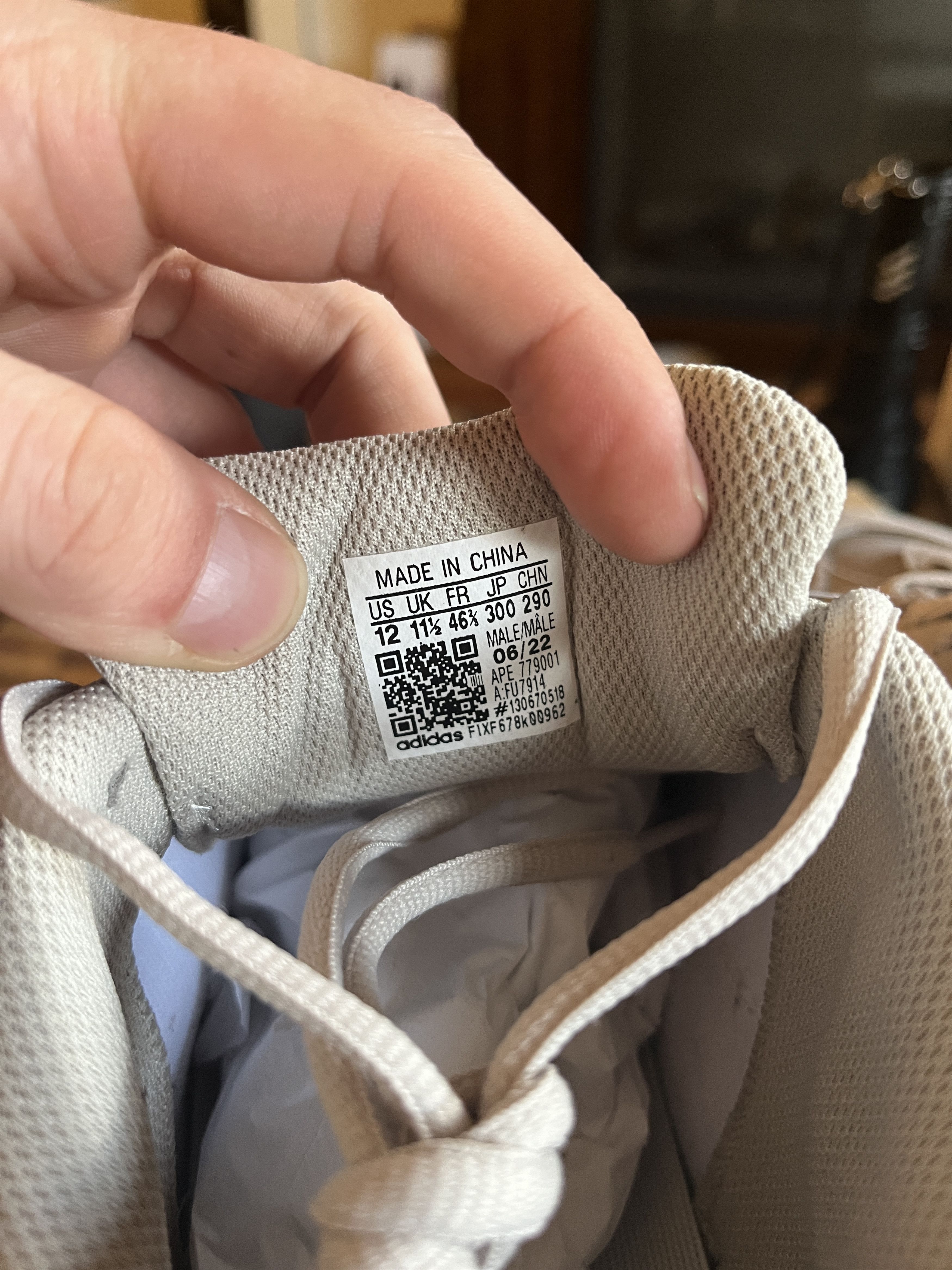 Adidas × Kanye West Yeezy Boost 700 V2 (Deadstock) Size US 12 / EU 45 - 4 Thumbnail