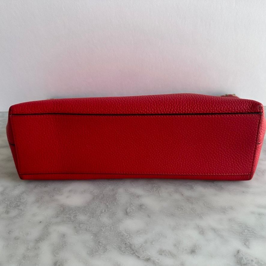 Valentino Valentino Garavani Trapeze Rockstud Handle Tote Red Leather Size ONE SIZE - 10 Thumbnail