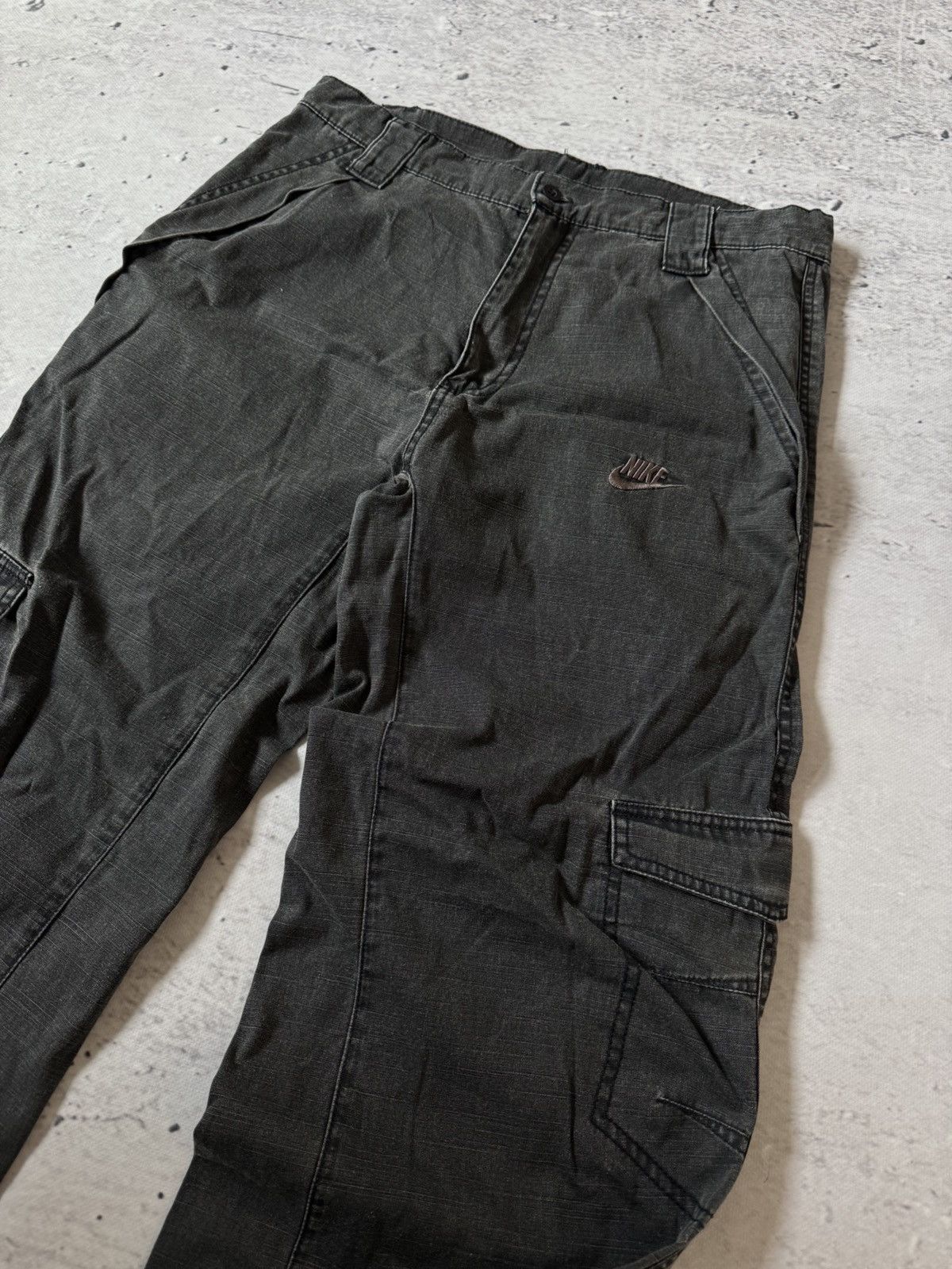 Nike × Vintage NIKE CARGO VINTAGE Y2K OVERSIZE BAGGY FIT PANTS SWEATPANTS Size US 32 / EU 48 - 6 Thumbnail
