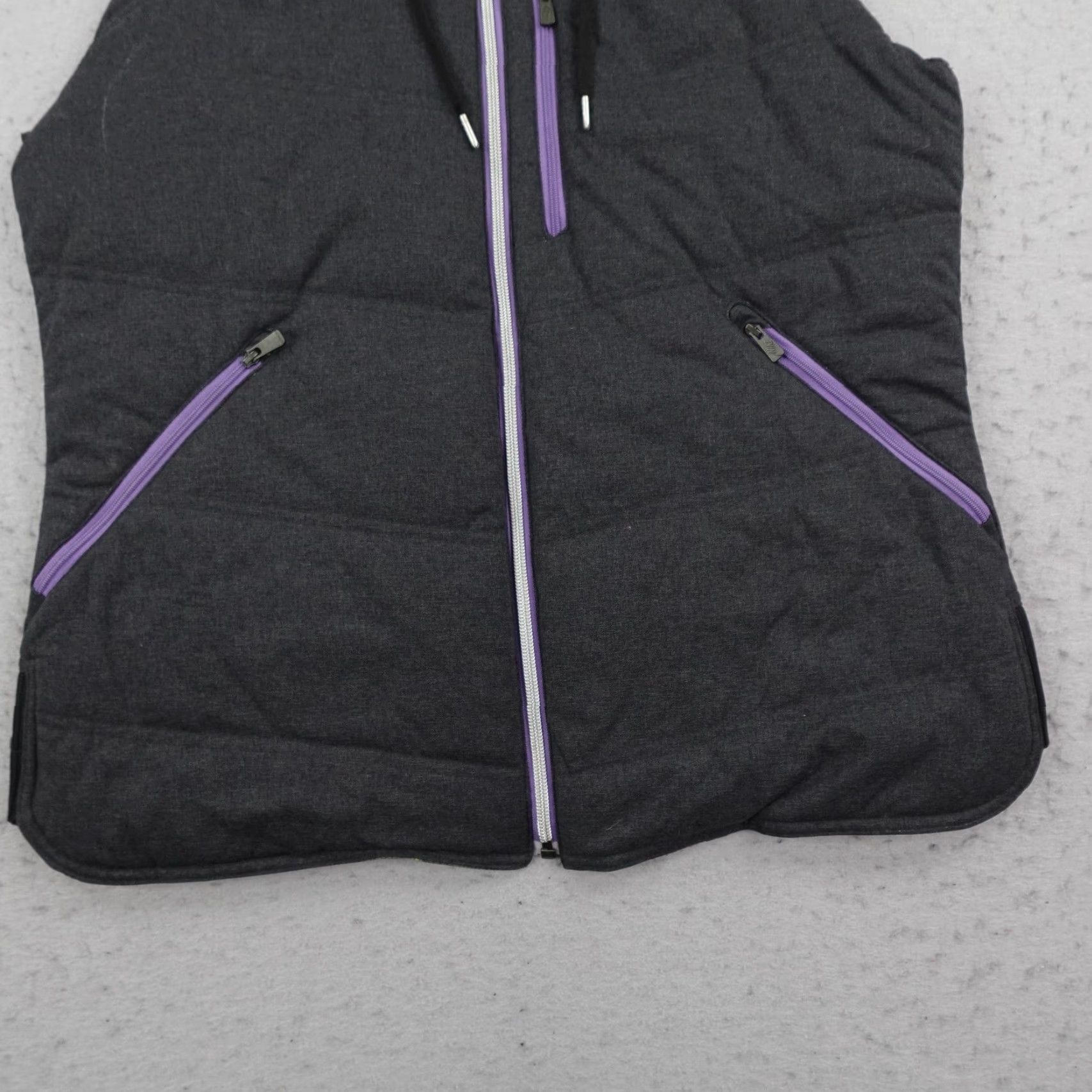 Nike Nike Golf Vest Womens L Gray Plaid Reversible Hooded Puffer Insulated Zipper Pocket Quilted Mid-Length Size L Daywear Sports Outdoor Size L / US 10 / IT 46 - 3 Thumbnail