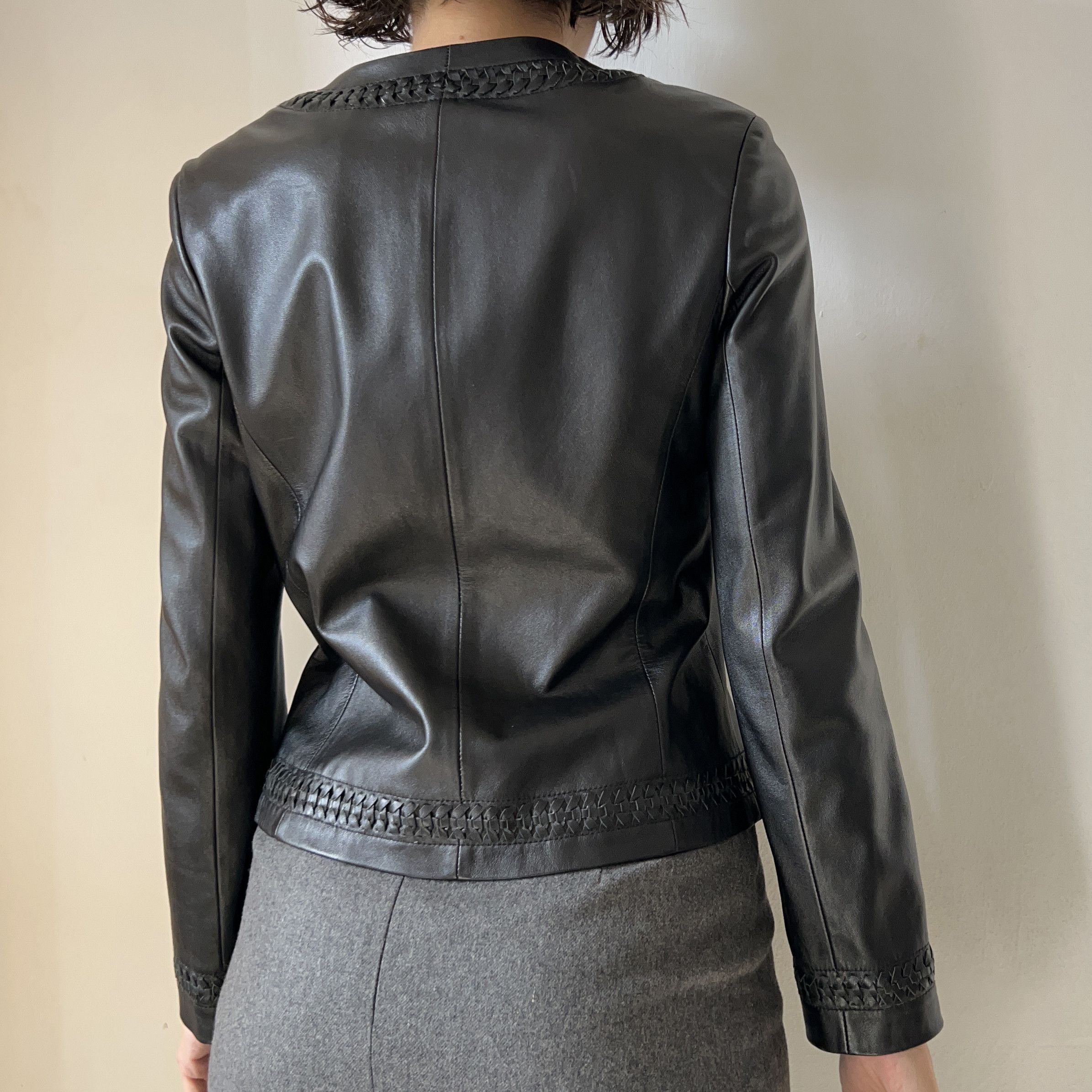 Vintage Vintage black leather braided round neck jacket Size S / US 4 / IT 40 - 2 Thumbnail