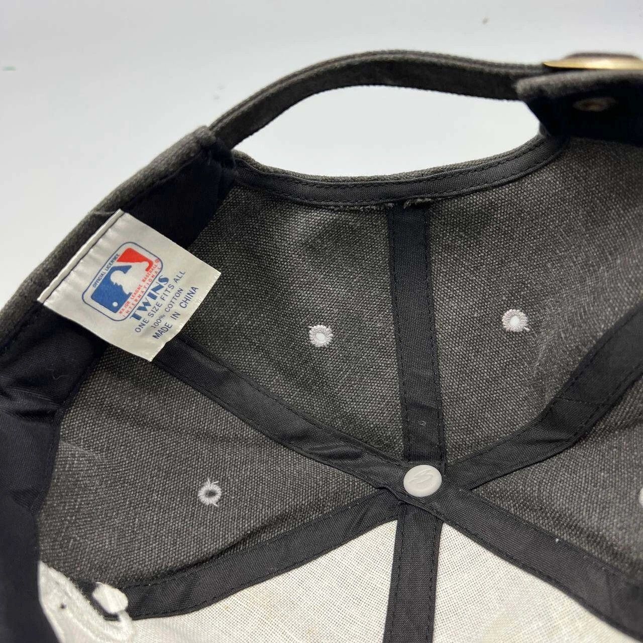 Twins Enterprise Inc. × Vintage Chicago White Sox Hat Men Twins Enterprise Strap Back Cap Size ONE SIZE - 3 Thumbnail