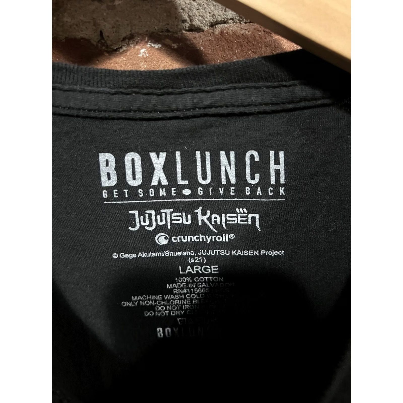 Vintage Jujutsu Kaisen Box Lunch Mens Black Short Sleeve Graphic T-shirt Size Large Size US L / EU 52-54 / 3 - 3 Thumbnail