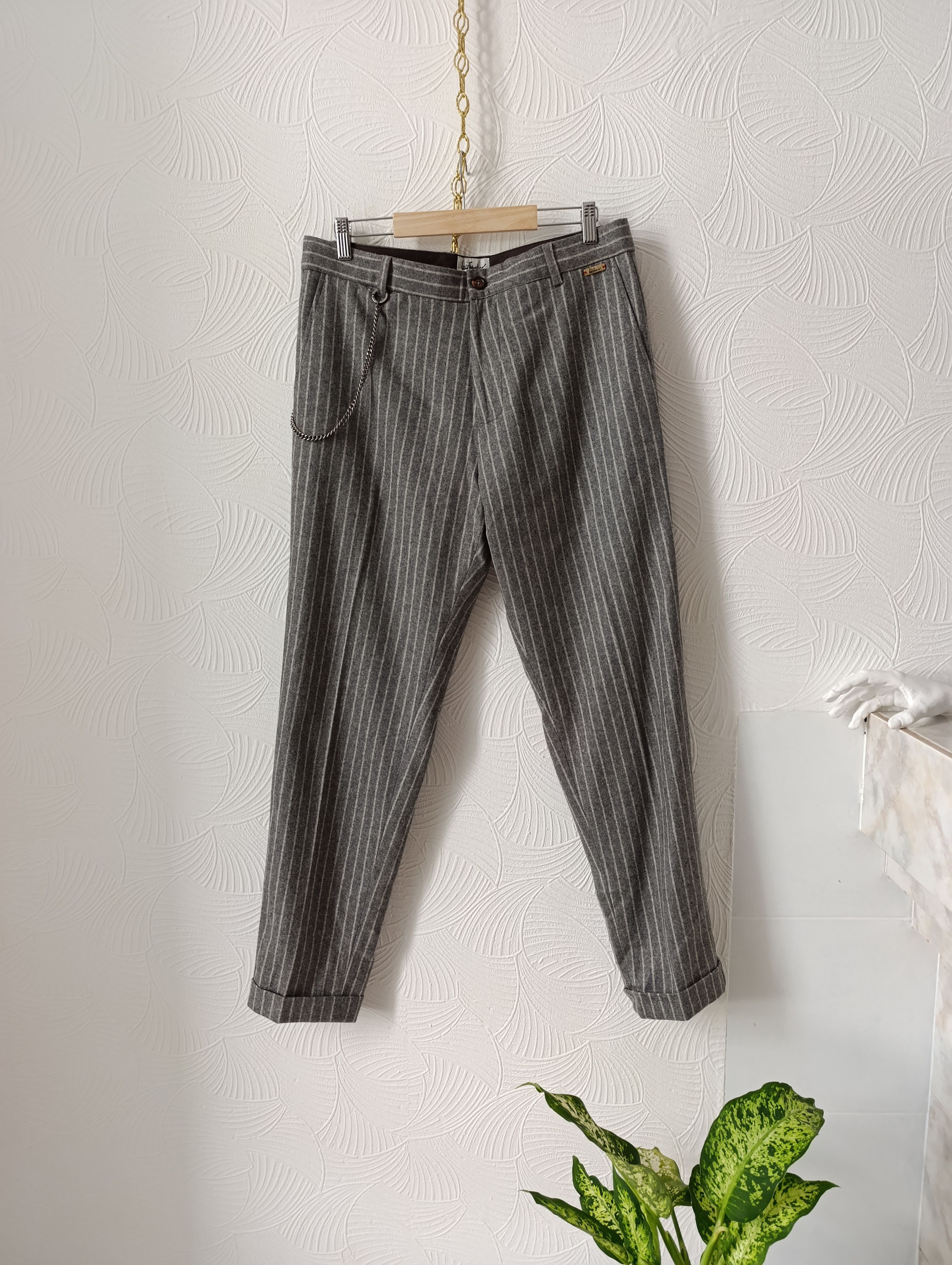 Designer LUIS TRENKER VIRGIN WOOL TROUSERS WITH PINSTRIPE LUBRUNEU Size US 32 / EU 48 - 1 Thumbnail