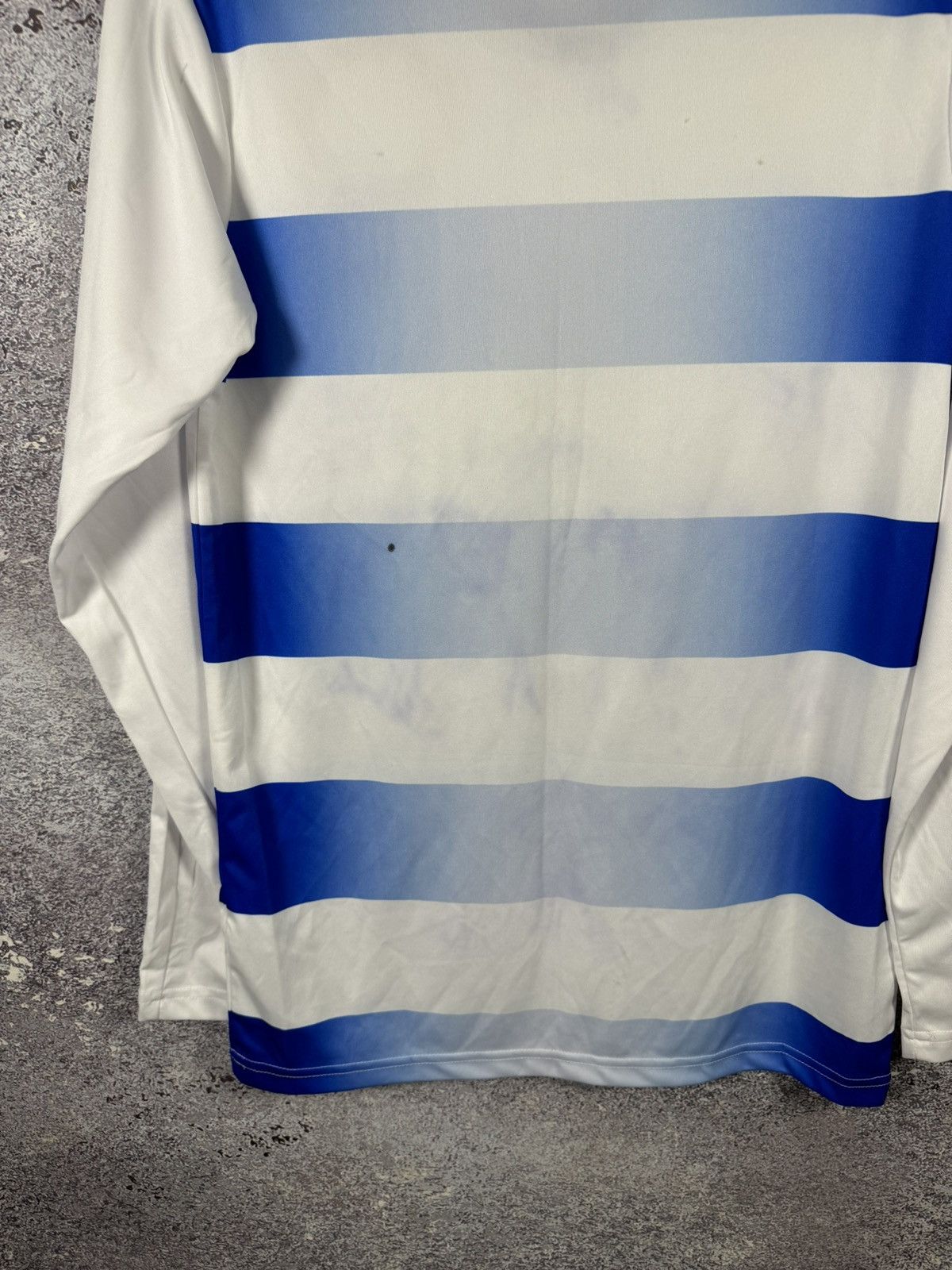 Puma × Vintage Reading 2016/17 Puma Jersey All Team Autographs Blokcore S Size US S / EU 44-46 / 1 - 13 Thumbnail
