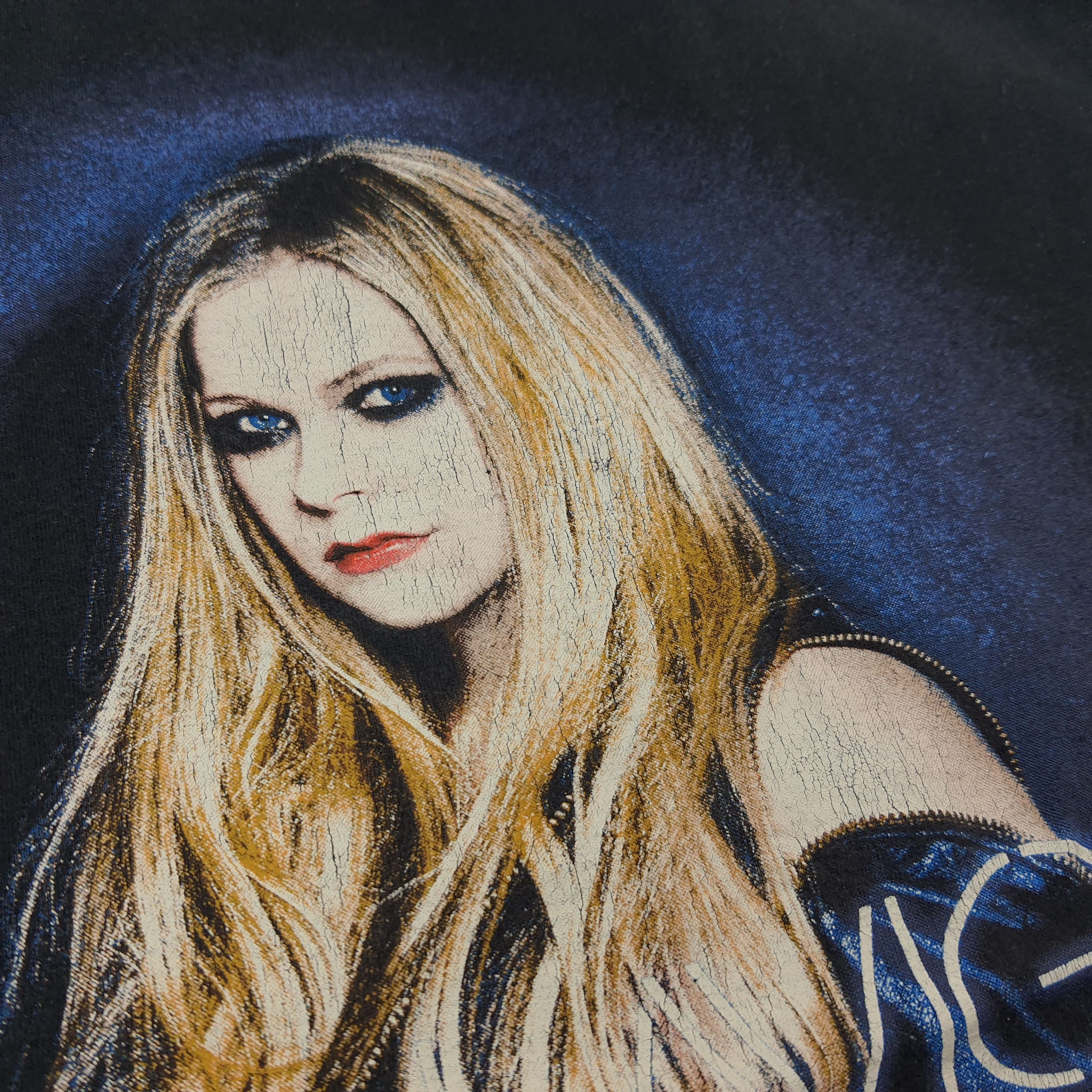 Band Tees Vintage The Avril Lavigne Tour 2014 Graphic Tee C301N46 Size US M / EU 48-50 / 2 - 9 Thumbnail