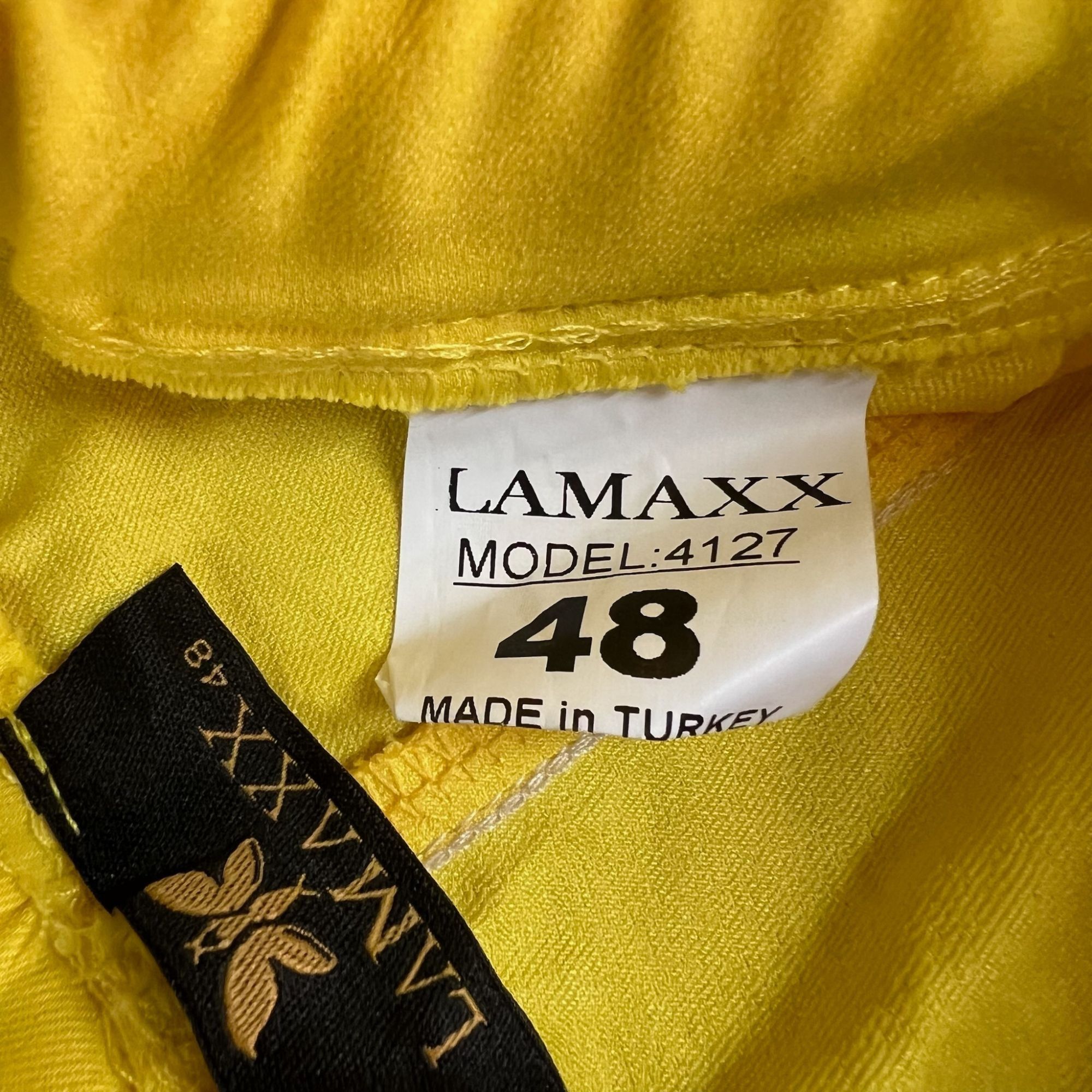 Other LAMAXX "Be Kind" Yellow Cargo Pants With Rhinestone Detailin Size 34" / US 12 / IT 48 - 12 Thumbnail