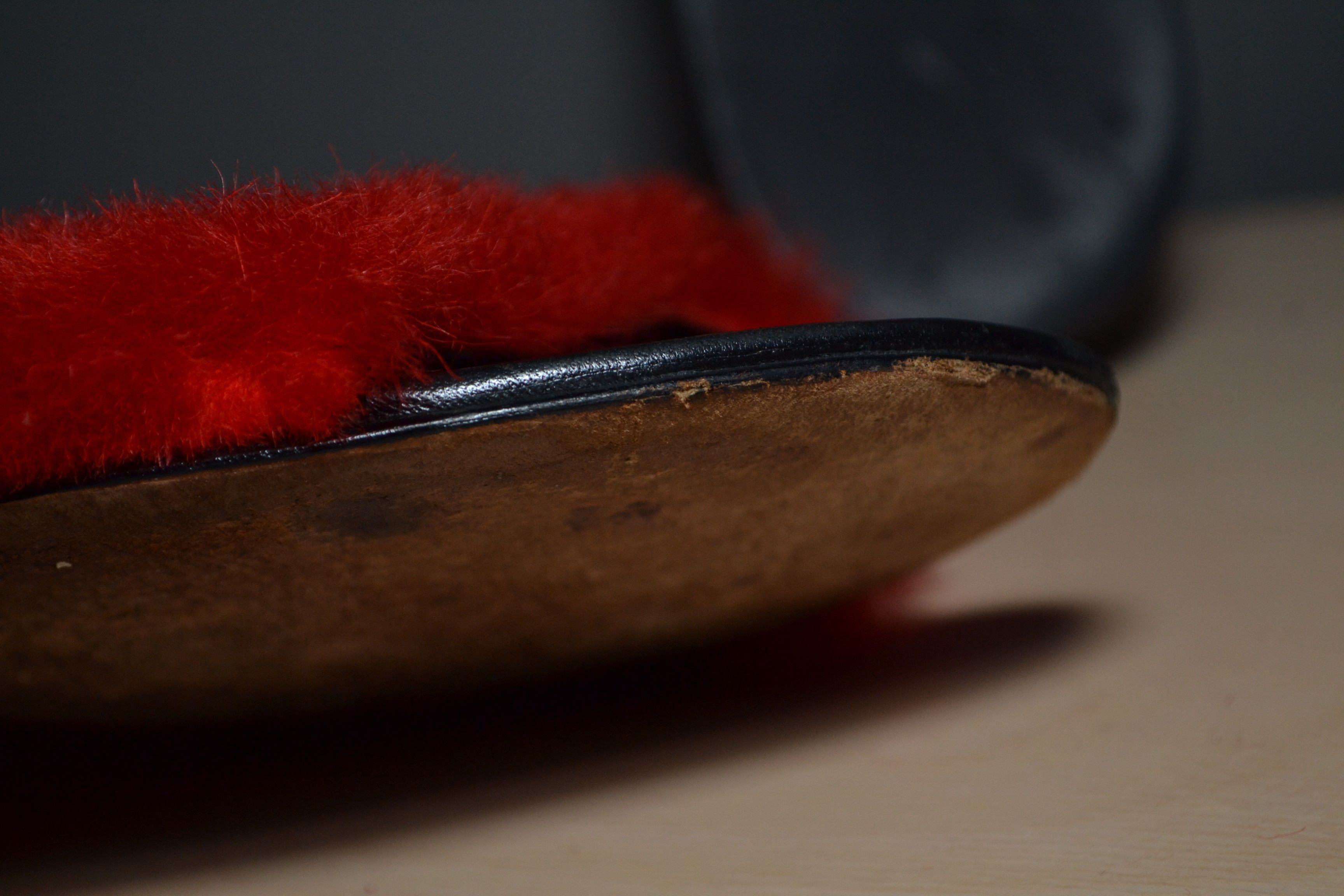 Diane von Furstenberg Diane Von Furstenberg Mules/Slides Red Fur Size 10 Size US 10 / IT 40 - 13 Thumbnail