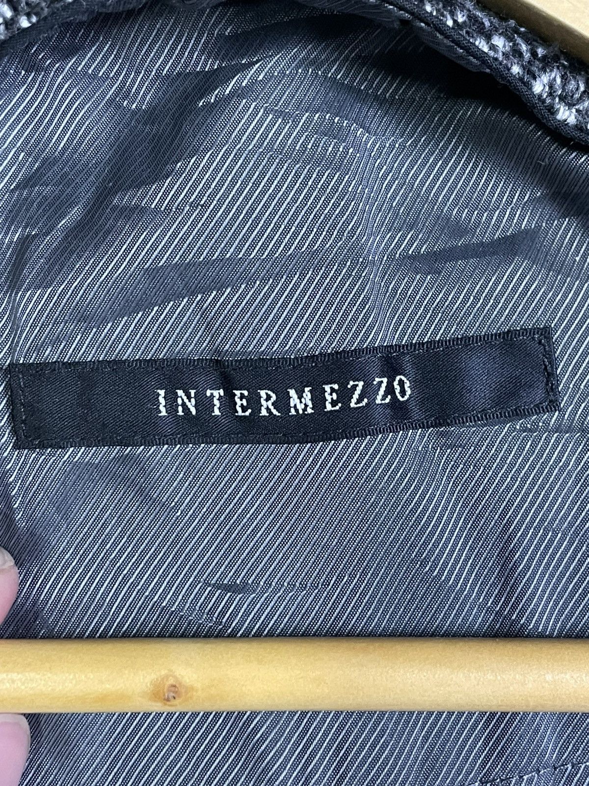 Designer × Japanese Brand × Vintage Intermezzo x Japanese Brand Tweed Blazer (38) Size US M / EU 48-50 / 2 - 8 Thumbnail